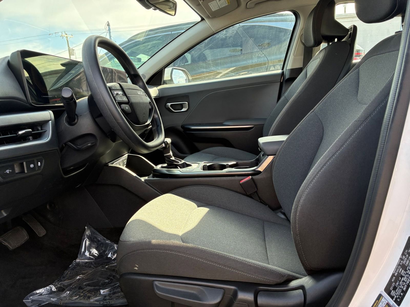 Thumbnail: 2025 Kia K4 - 29