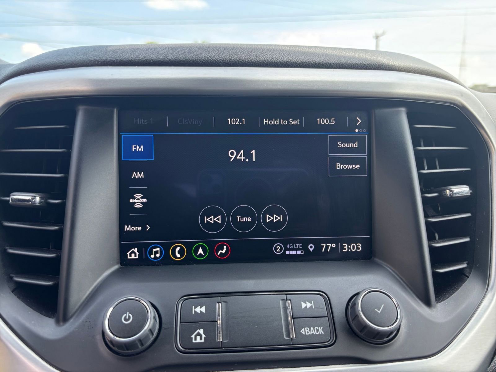 Thumbnail: 2023 GMC Acadia - 21