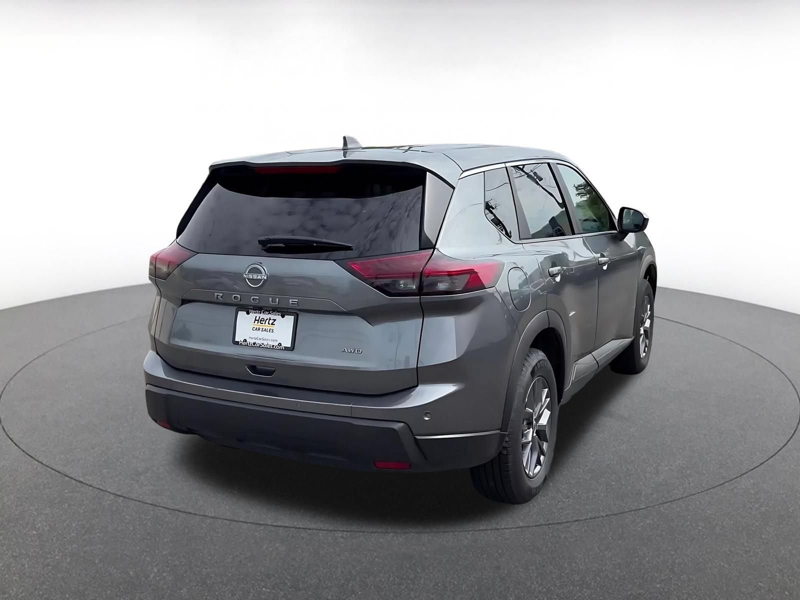 Thumbnail: 2026 Nissan Rogue - 13
