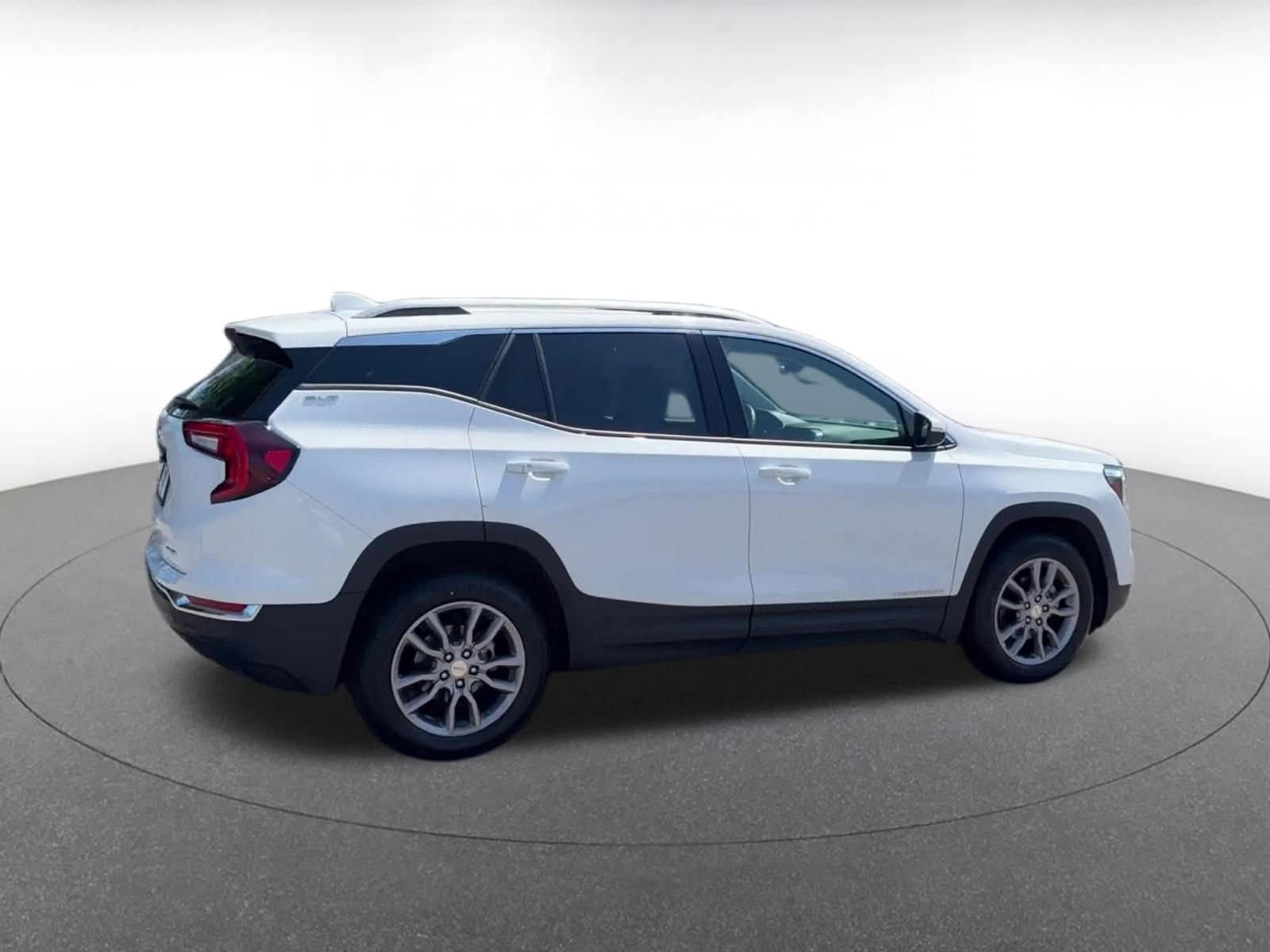Thumbnail: 2024 GMC Terrain - 15
