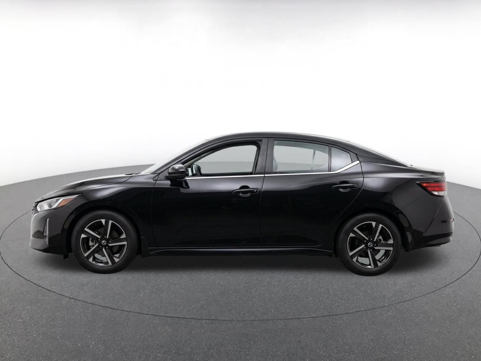 Thumbnail: 2025 Nissan Sentra - 4