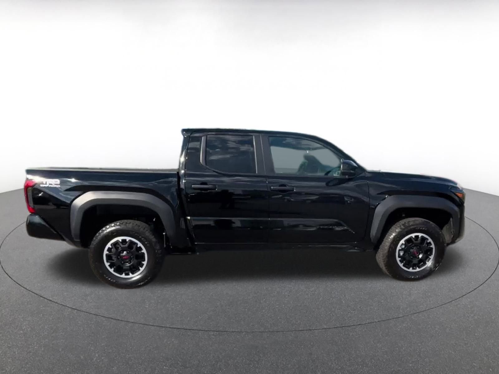 Thumbnail: 2024 Toyota Tacoma - 16