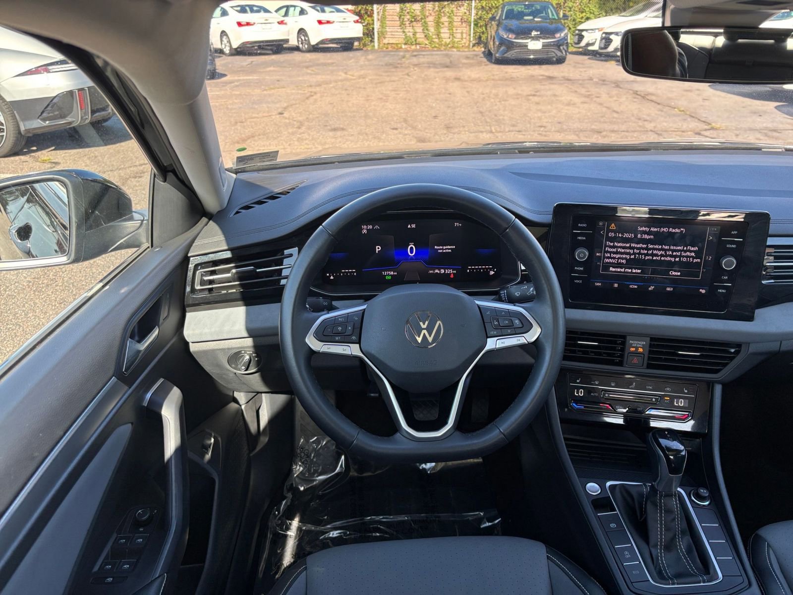 Thumbnail: 2025 Volkswagen Jetta - 33