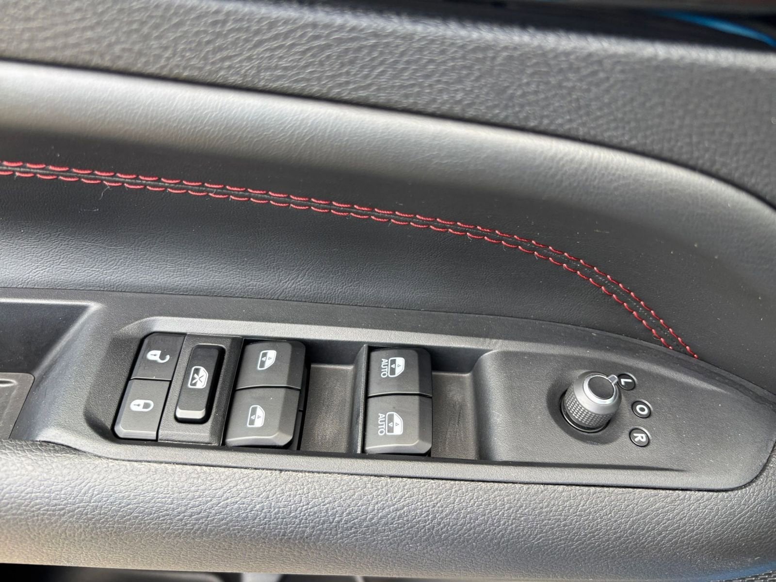 Thumbnail: 2025 Jeep Compass - 20