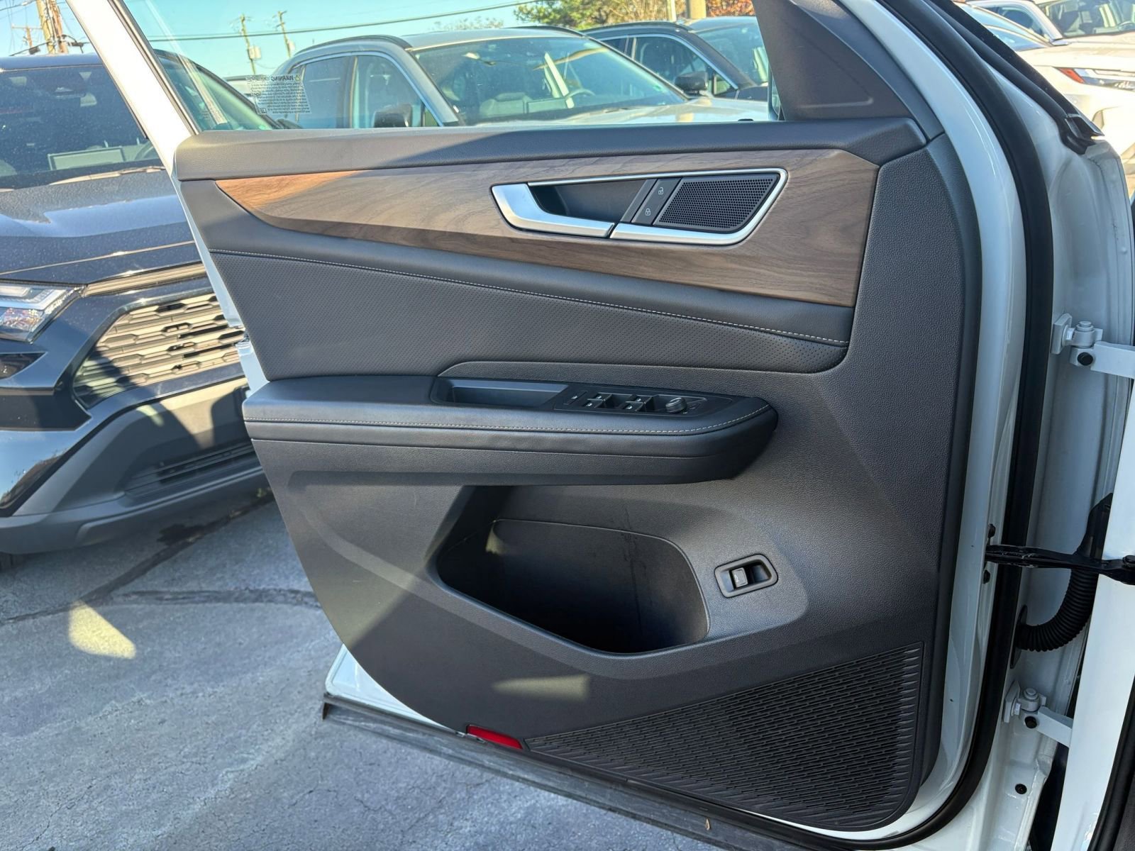 Thumbnail: 2025 Volkswagen Atlas - 20