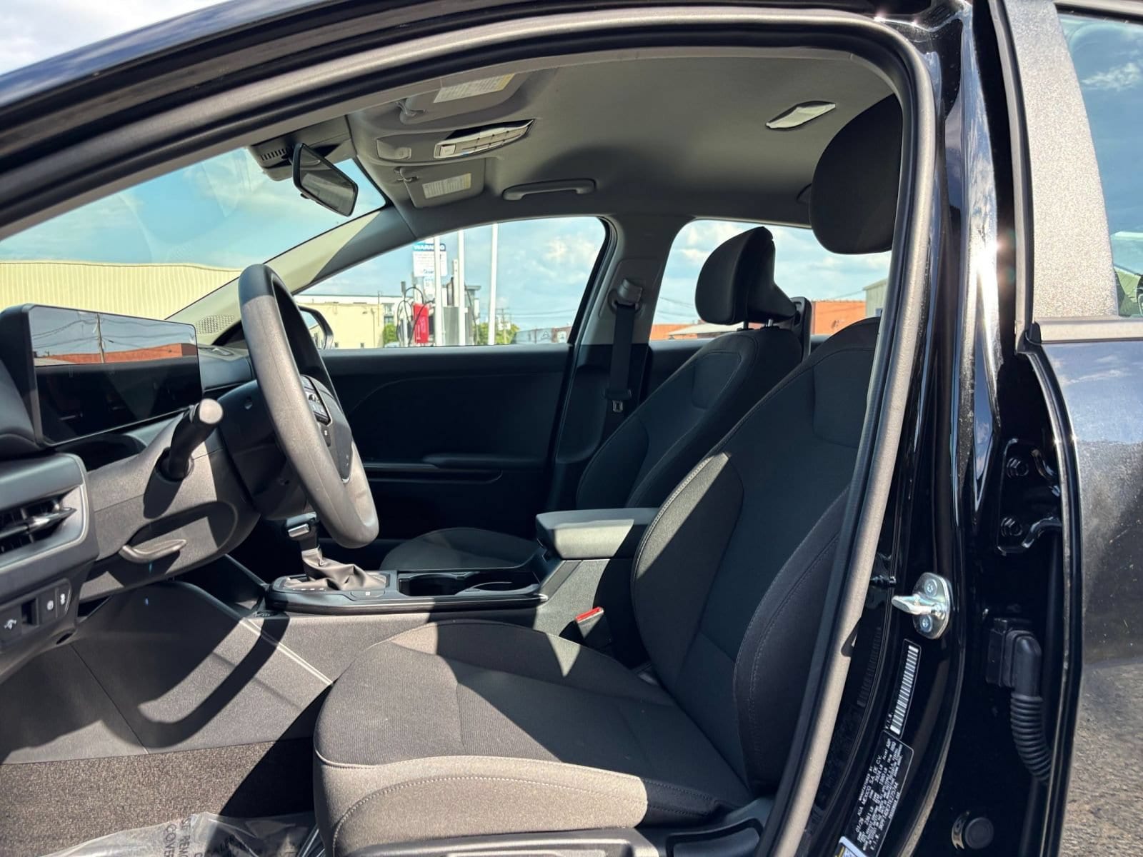 Thumbnail: 2026 Kia K4 - 25