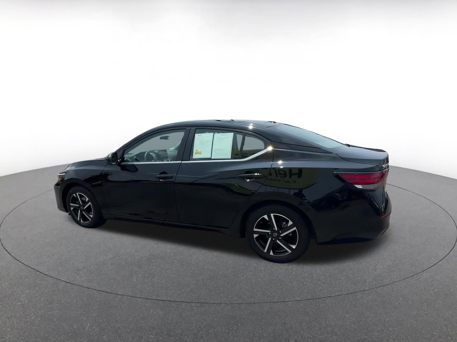 2024 Nissan Sentra SV 10