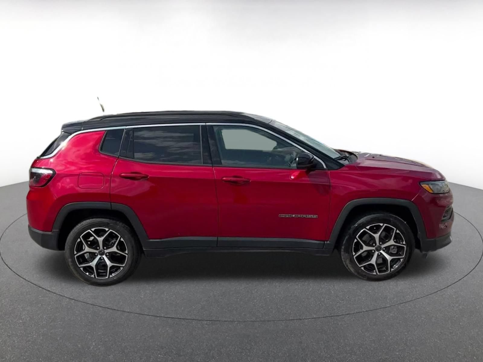 Thumbnail: 2025 Jeep Compass - 15