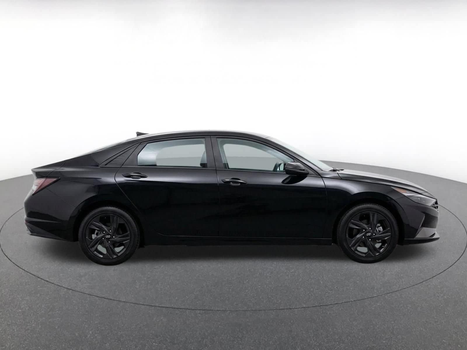Thumbnail: 2026 Hyundai Elantra - 10