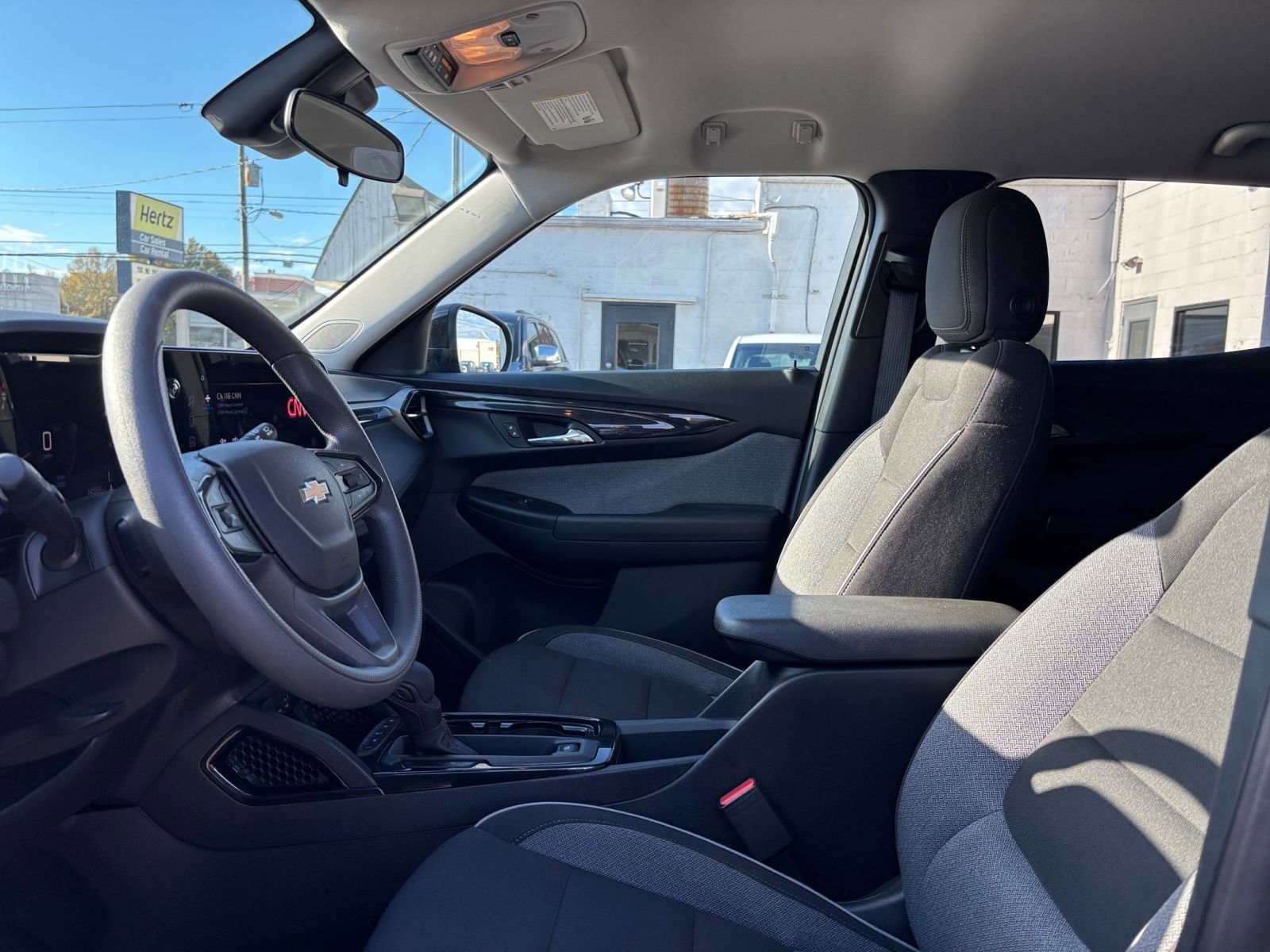 Thumbnail: 2025 Chevrolet TrailBlazer - 24