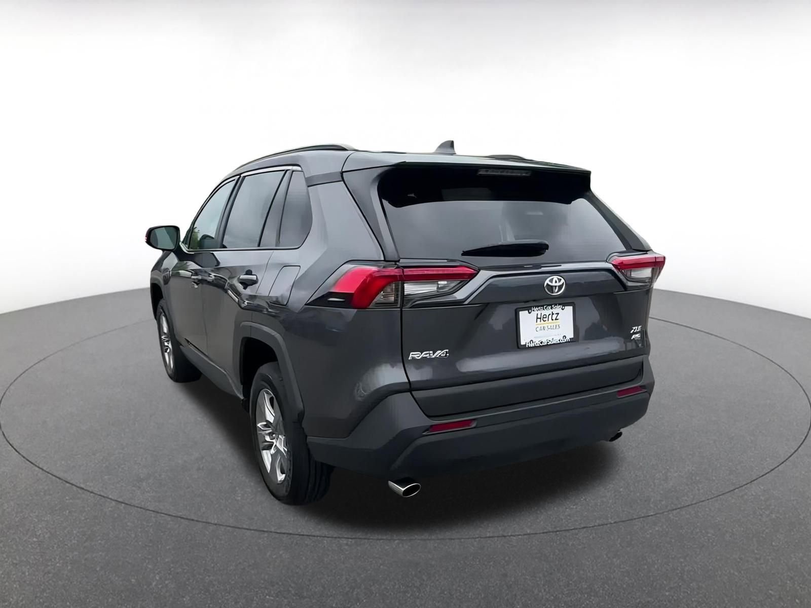 2024 Toyota RAV4 XLE 11