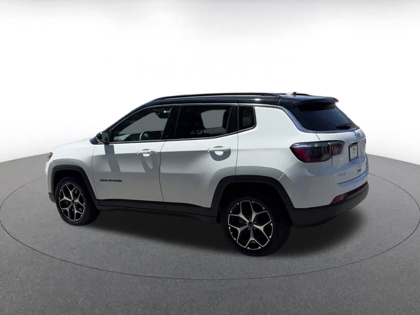 Thumbnail: 2025 Jeep Compass - 10
