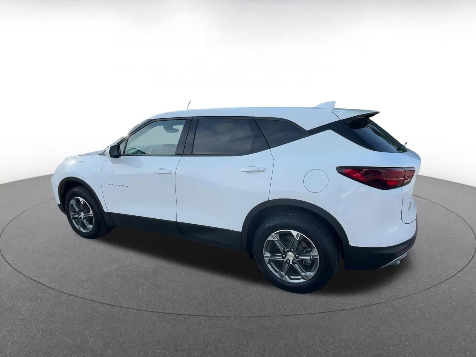 Thumbnail: 2023 Chevrolet Blazer - 8