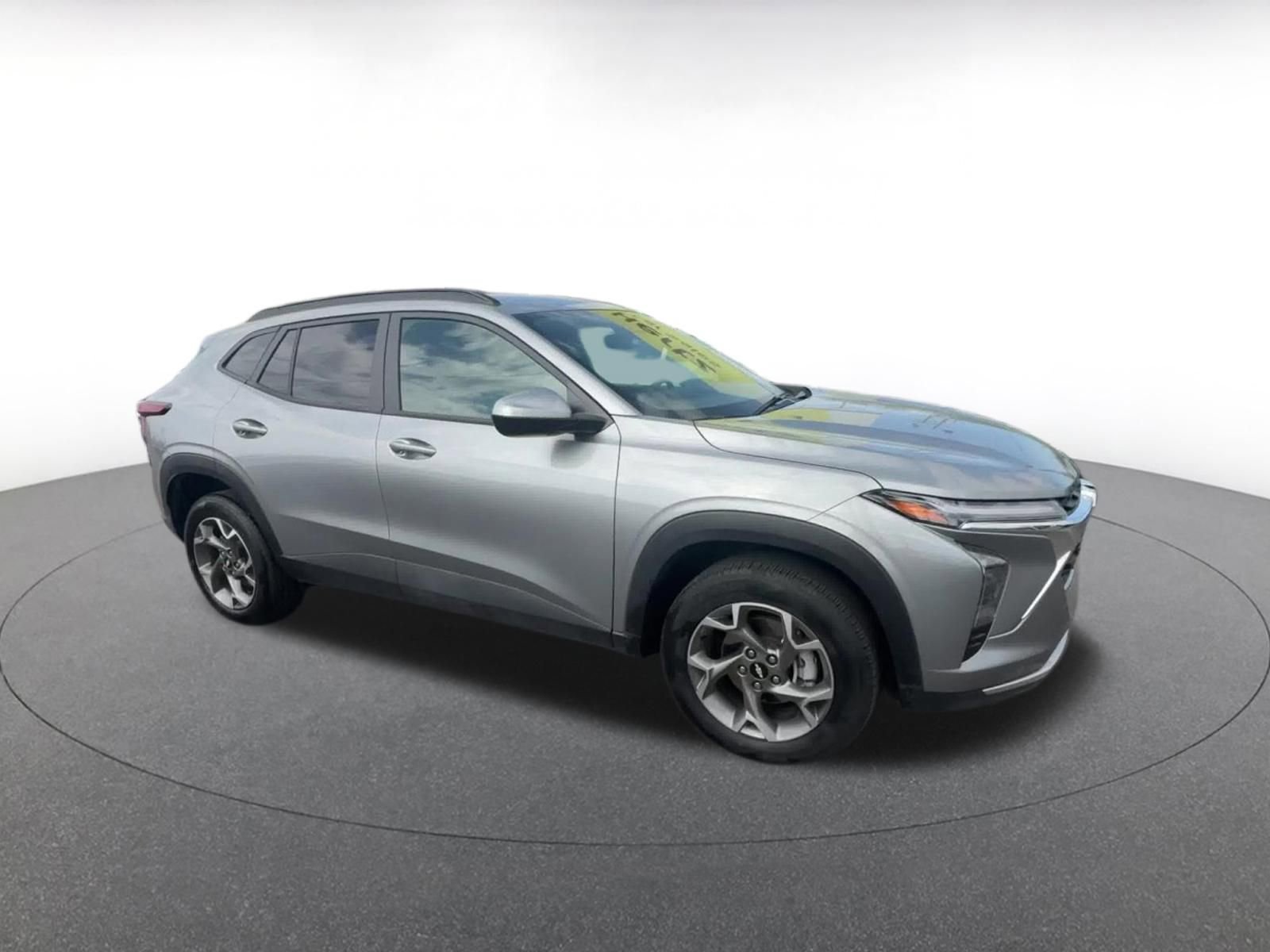 Thumbnail: 2025 Chevrolet Trax - 2