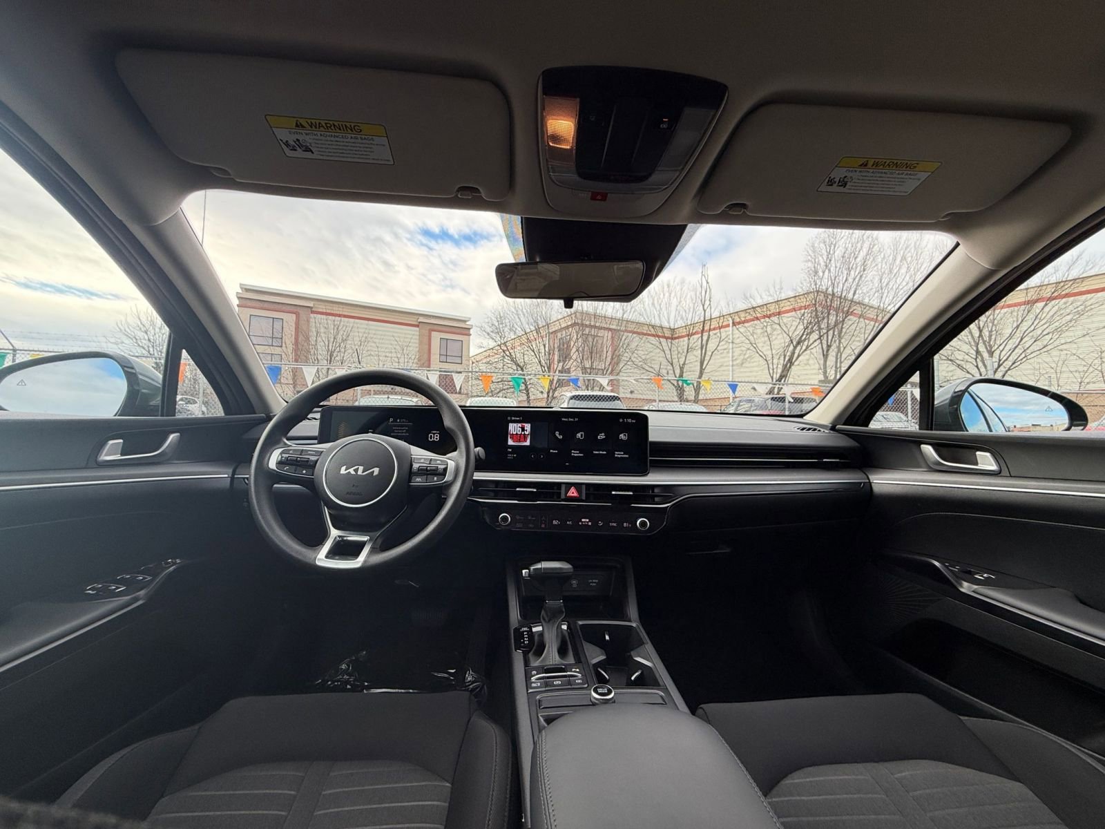 Thumbnail: 2025 Kia K5 - 32