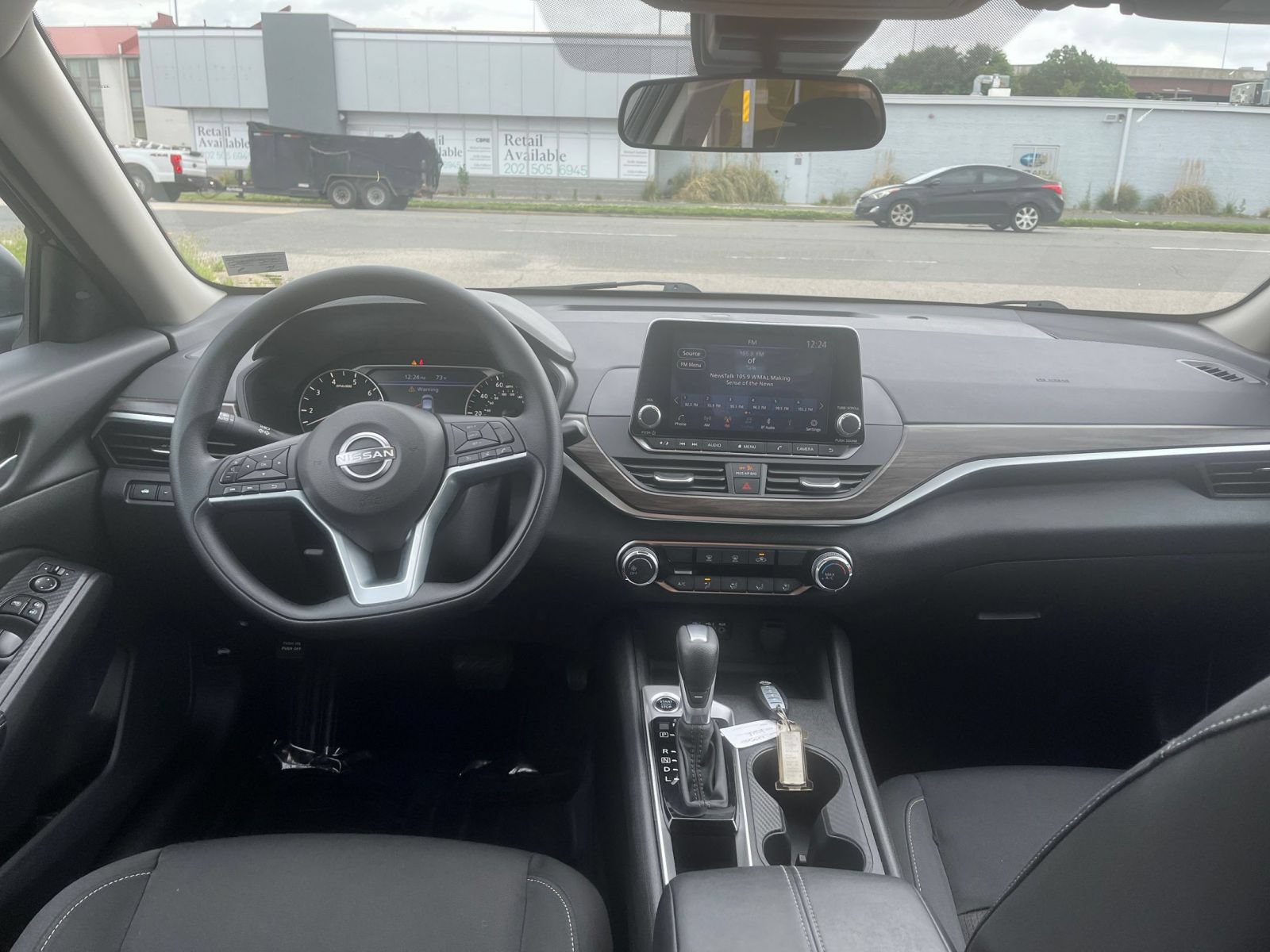 Thumbnail: 2025 Nissan Altima - 28