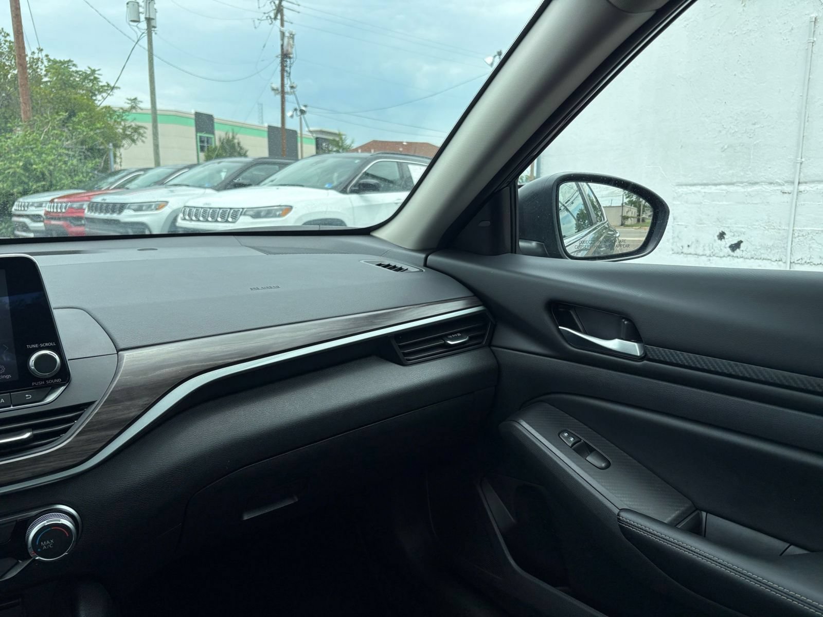 Thumbnail: 2025 Nissan Altima - 35