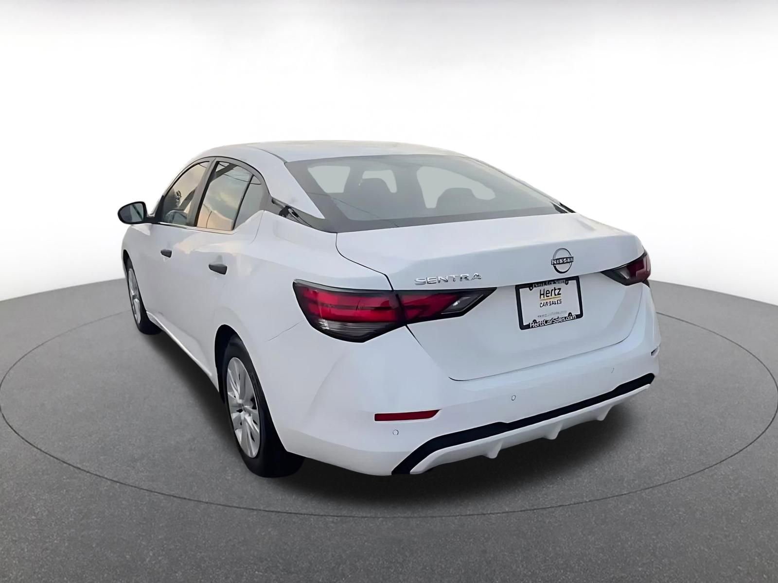 Thumbnail: 2025 Nissan Sentra - 11