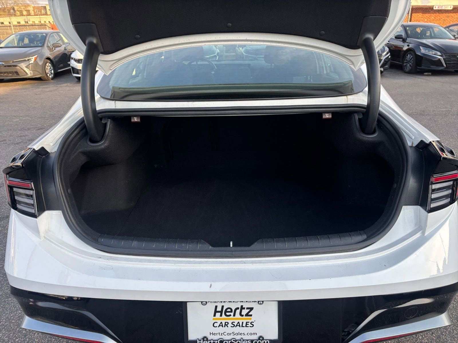 Thumbnail: 2025 Hyundai Sonata - 32