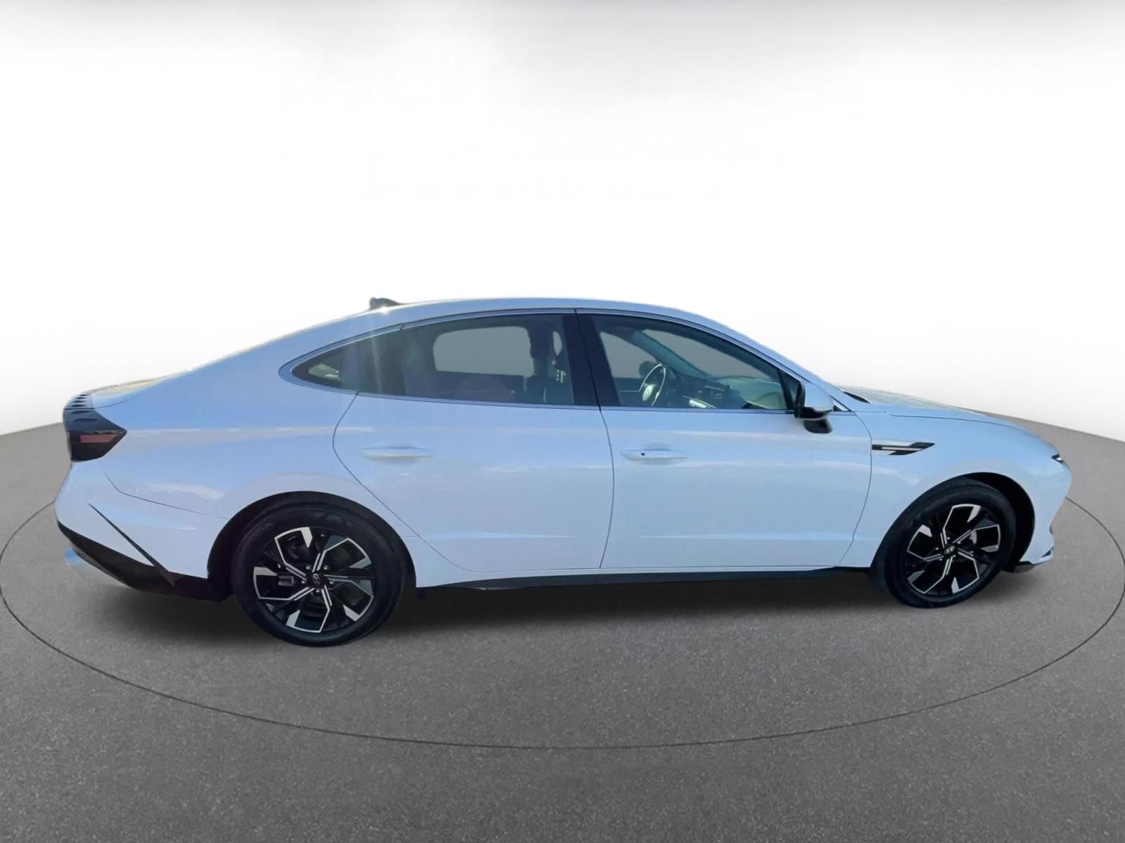 Thumbnail: 2025 Hyundai Sonata - 16