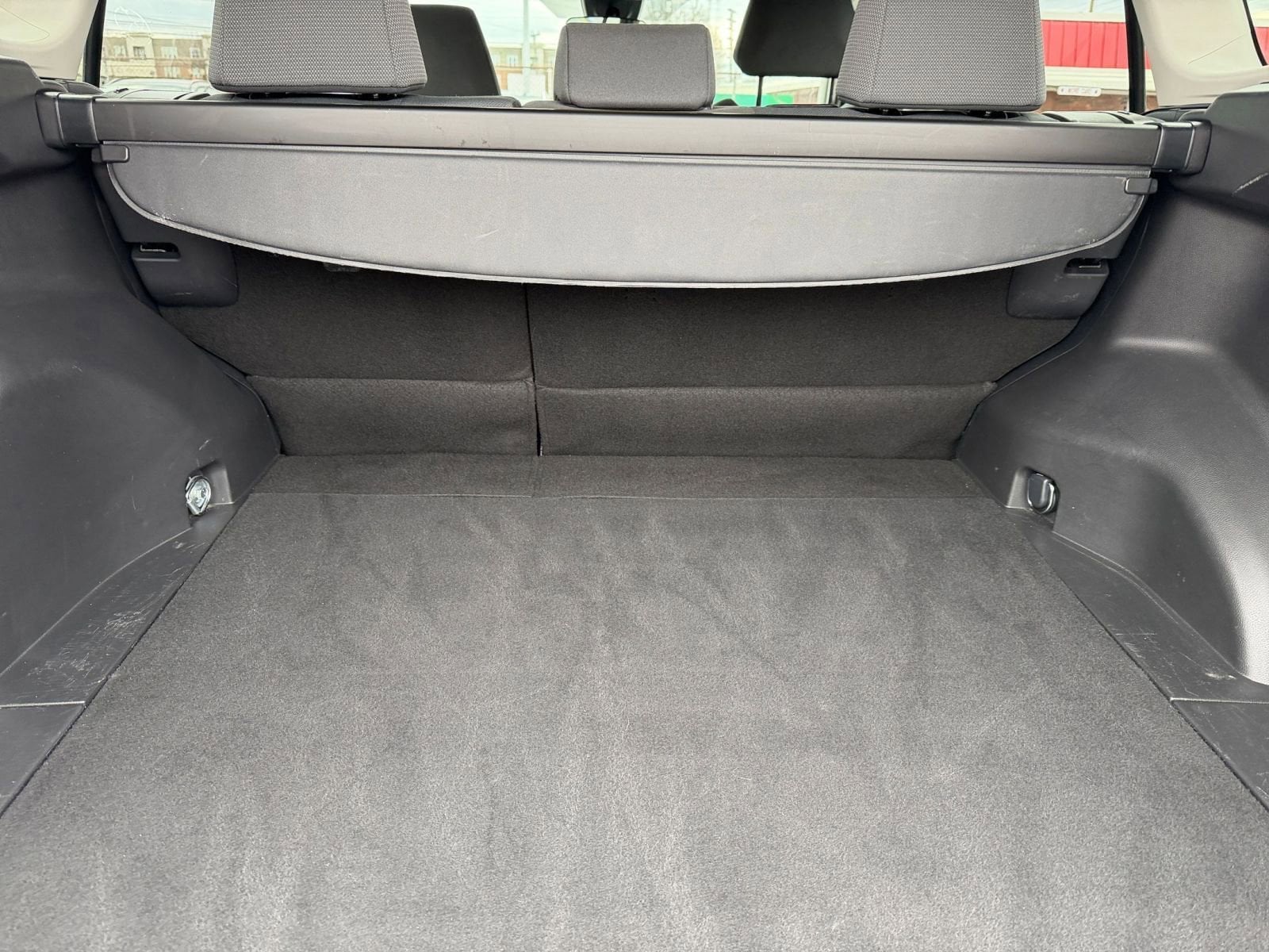 Thumbnail: 2025 Toyota RAV4 - 32