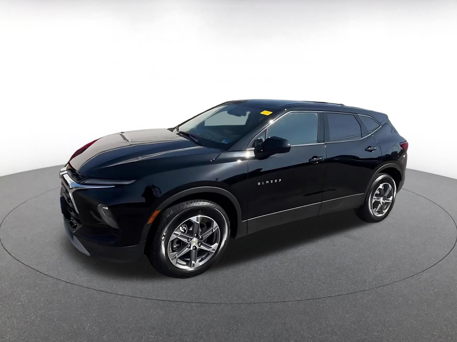 Thumbnail: 2026 Chevrolet Blazer - 8