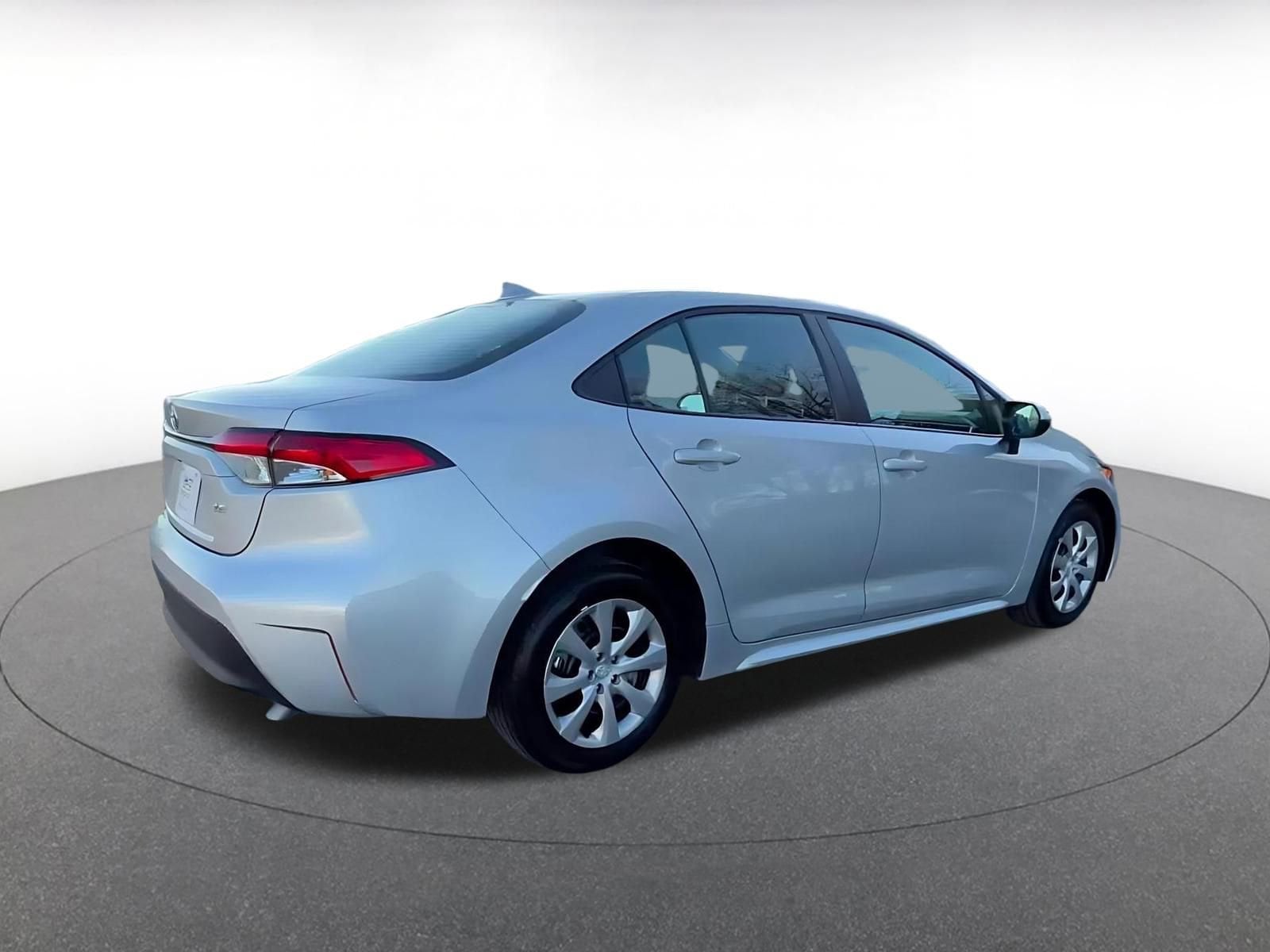 Thumbnail: 2025 Toyota Corolla - 12