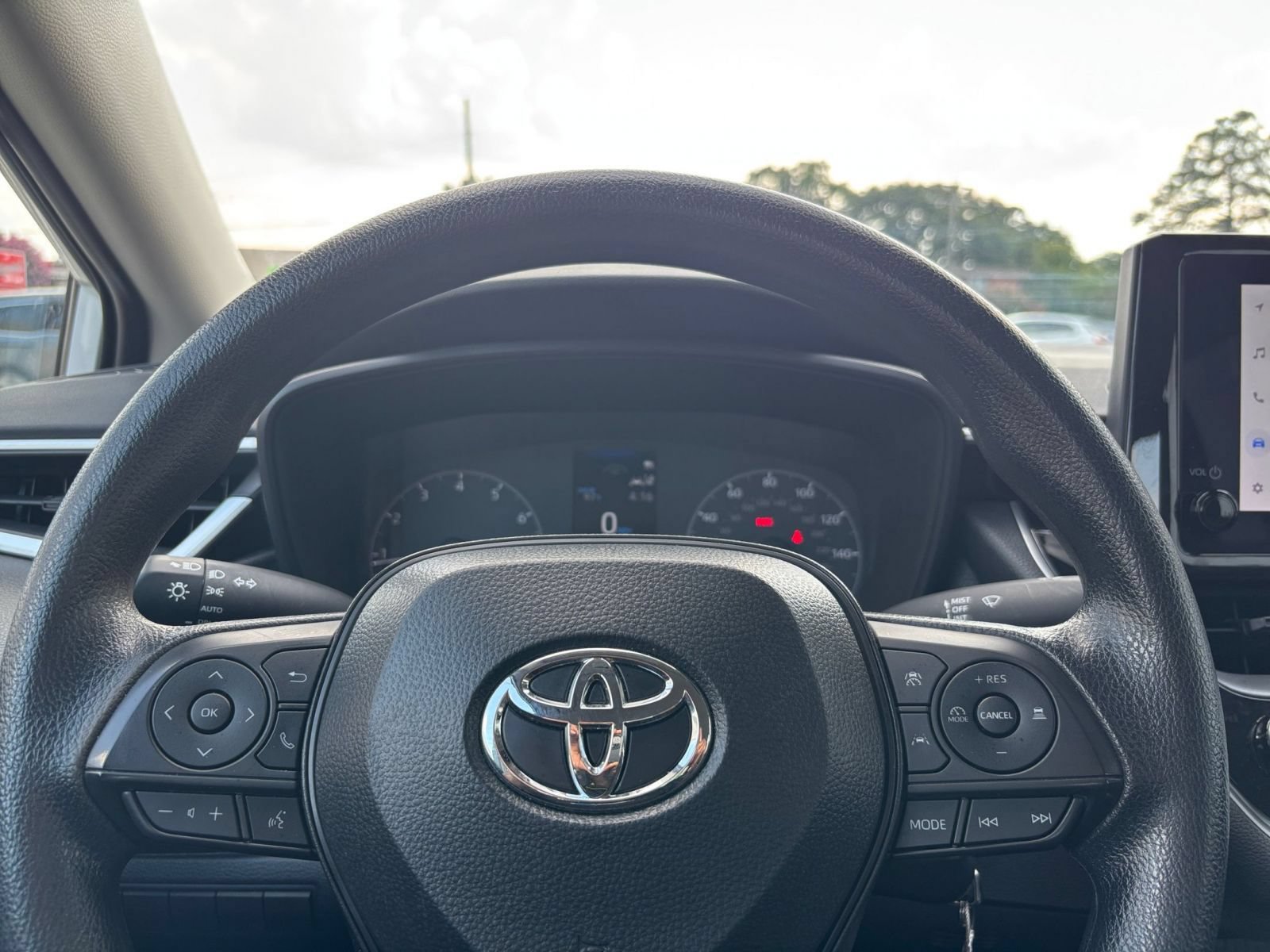 Thumbnail: 2025 Toyota Corolla - 27