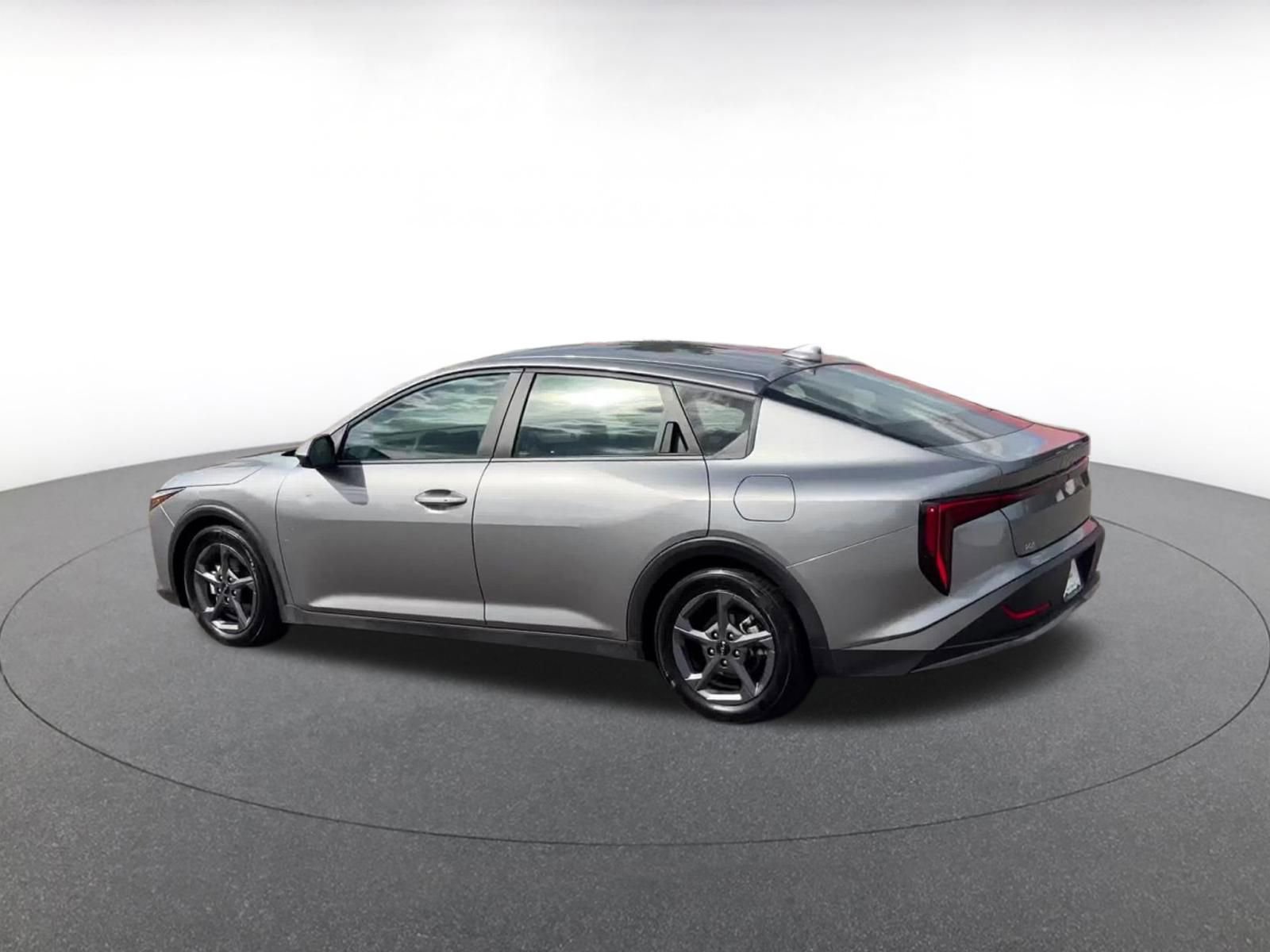 Thumbnail: 2025 Kia K4 - 10