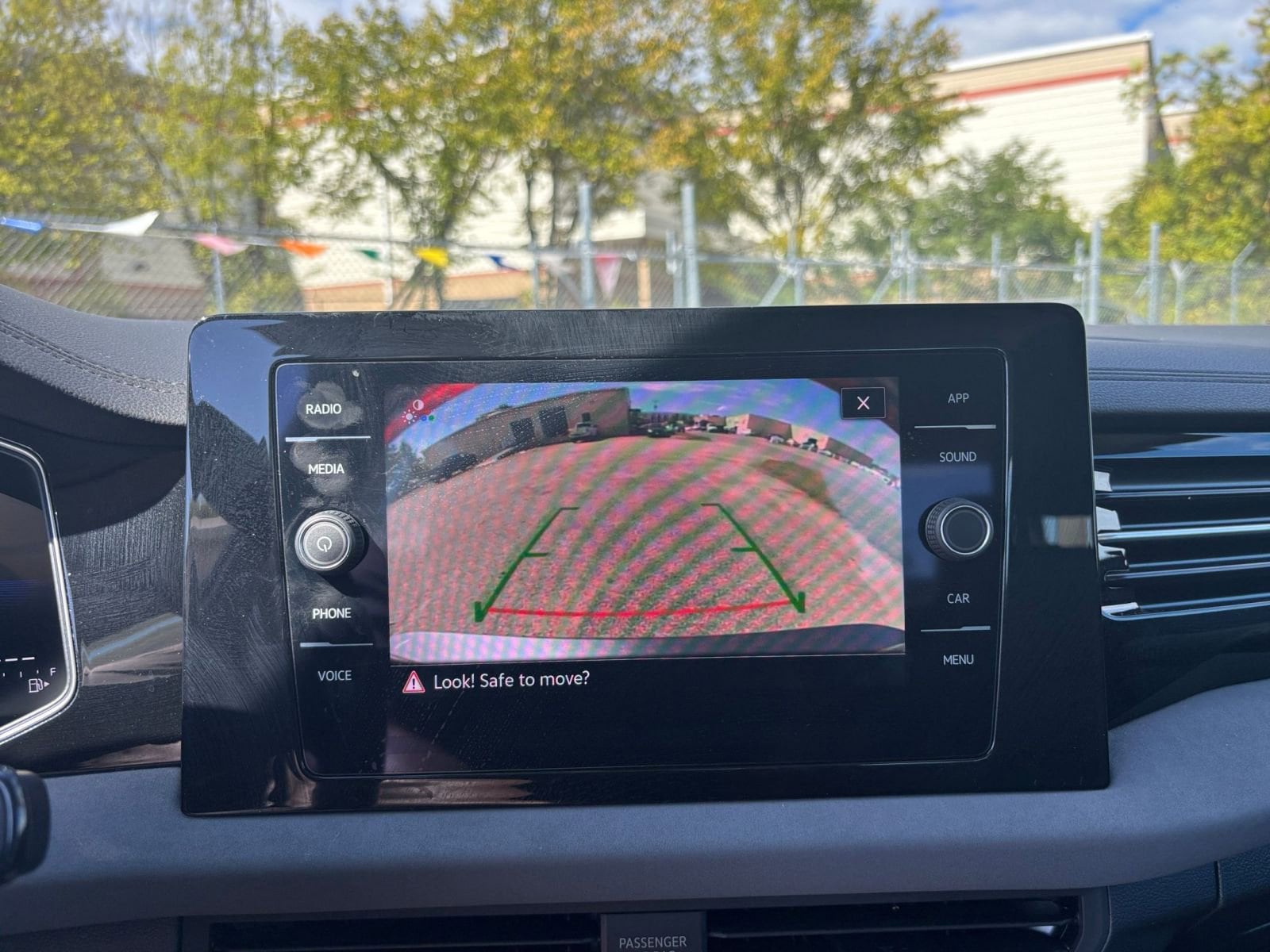 Thumbnail: 2025 Volkswagen Jetta - 17