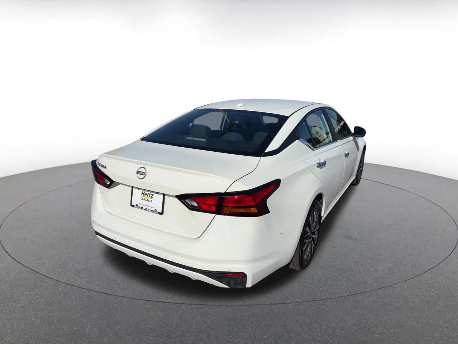 Thumbnail: 2025 Nissan Altima - 14