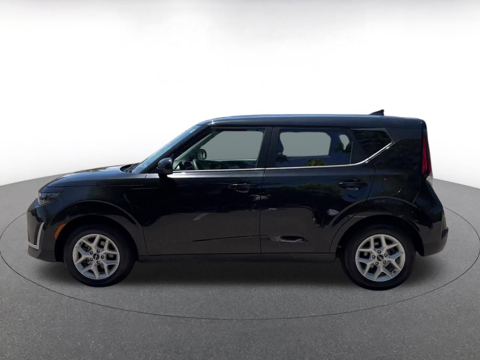 Thumbnail: 2025 Kia Soul - 9
