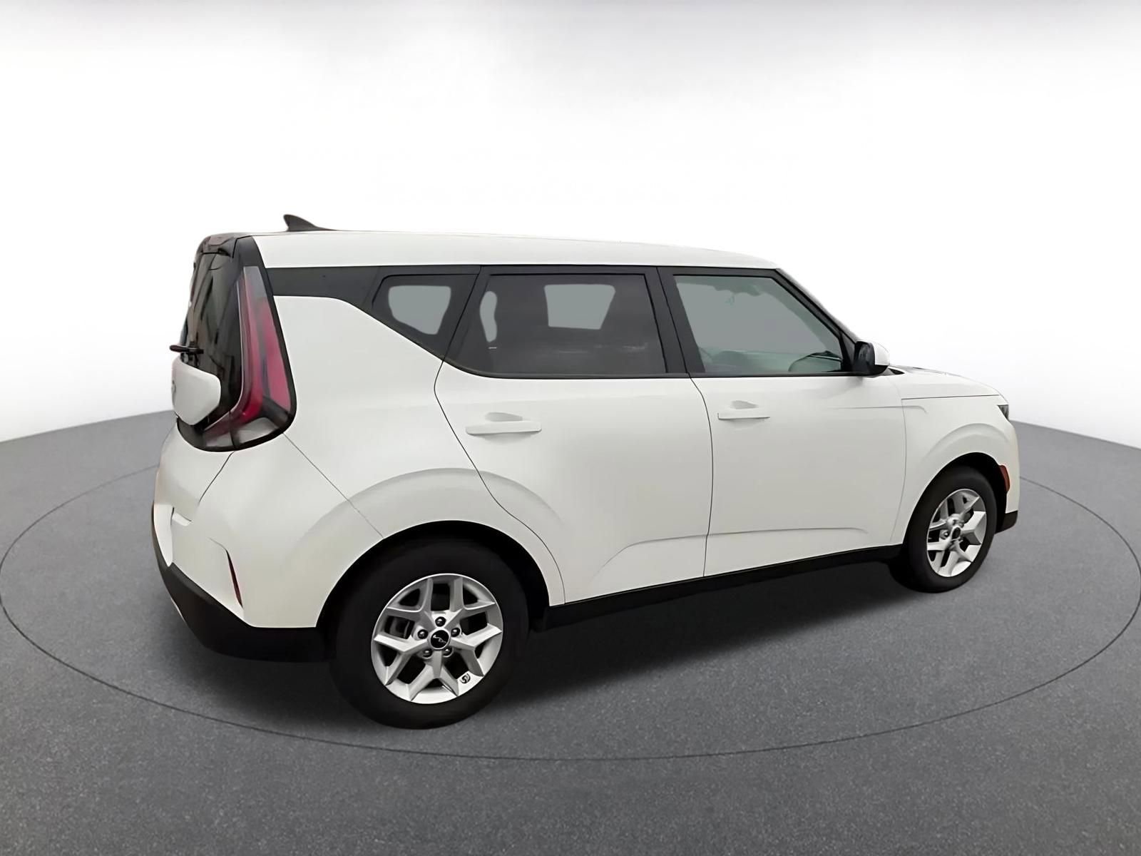 Thumbnail: 2025 Kia Soul - 15