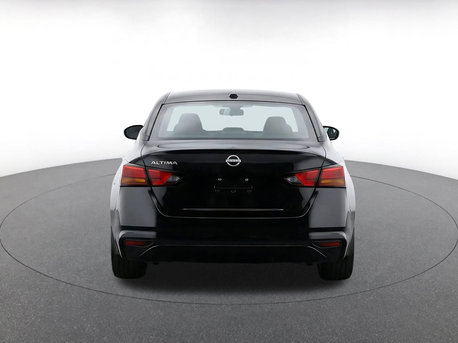 Thumbnail: 2025 Nissan Altima - 8