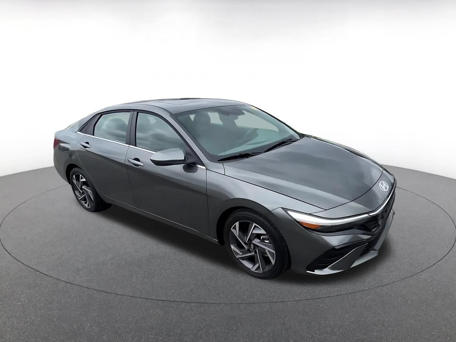 Thumbnail: 2025 Hyundai Elantra - 2