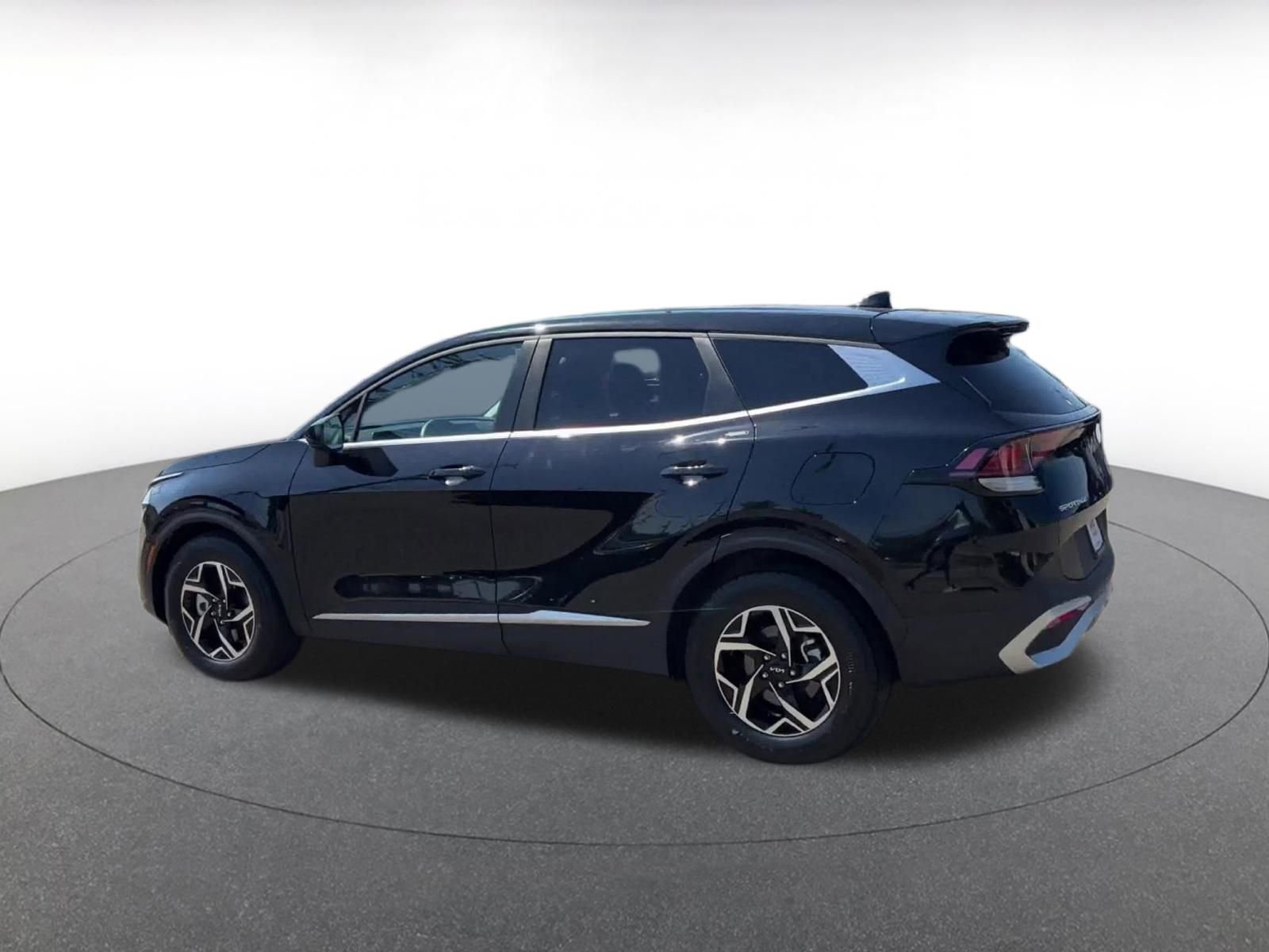 Thumbnail: 2025 Kia Sportage - 10