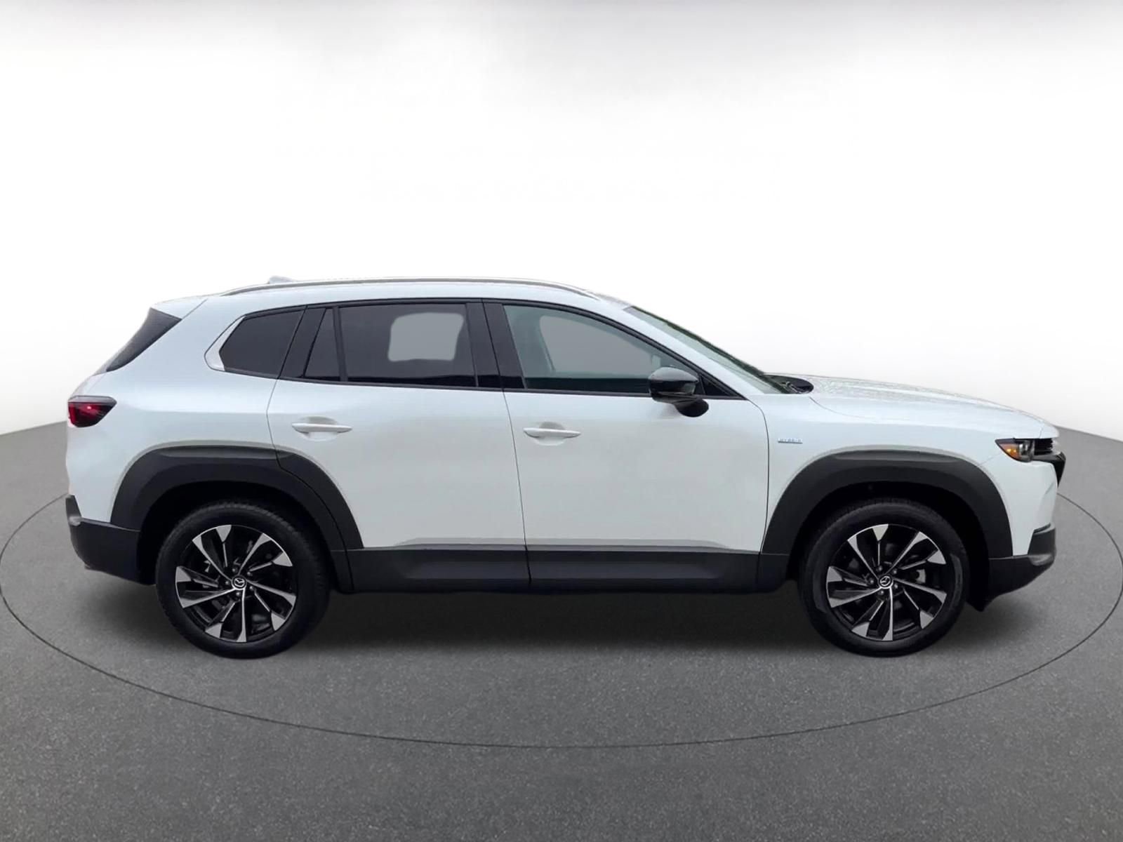 Thumbnail: 2025 Mazda CX-50 - 16