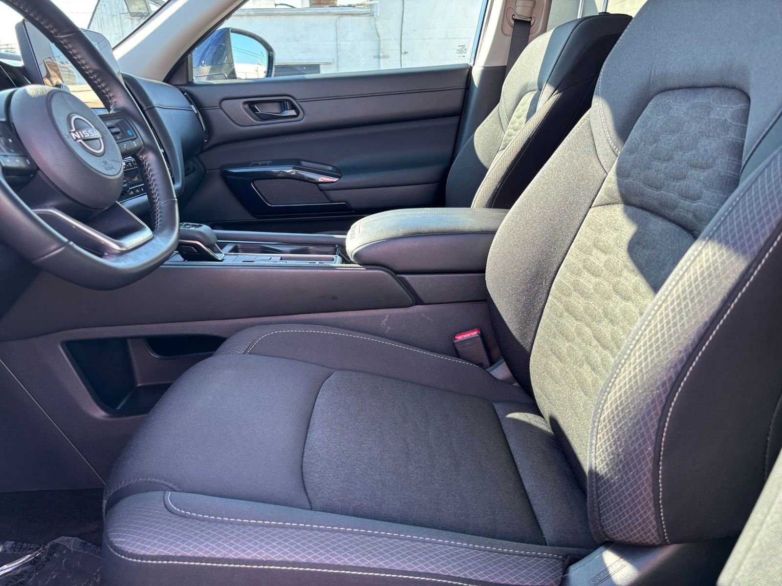 Thumbnail: 2025 Nissan Pathfinder - 27