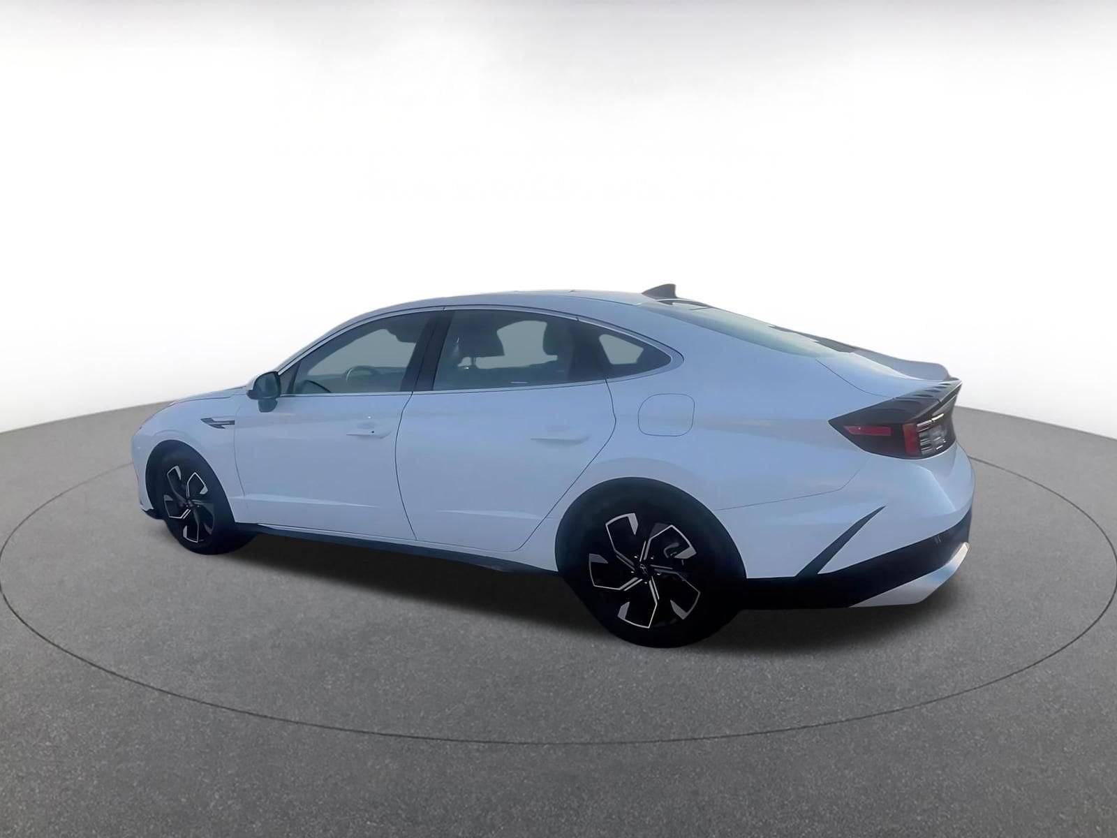 Thumbnail: 2025 Hyundai Sonata - 10