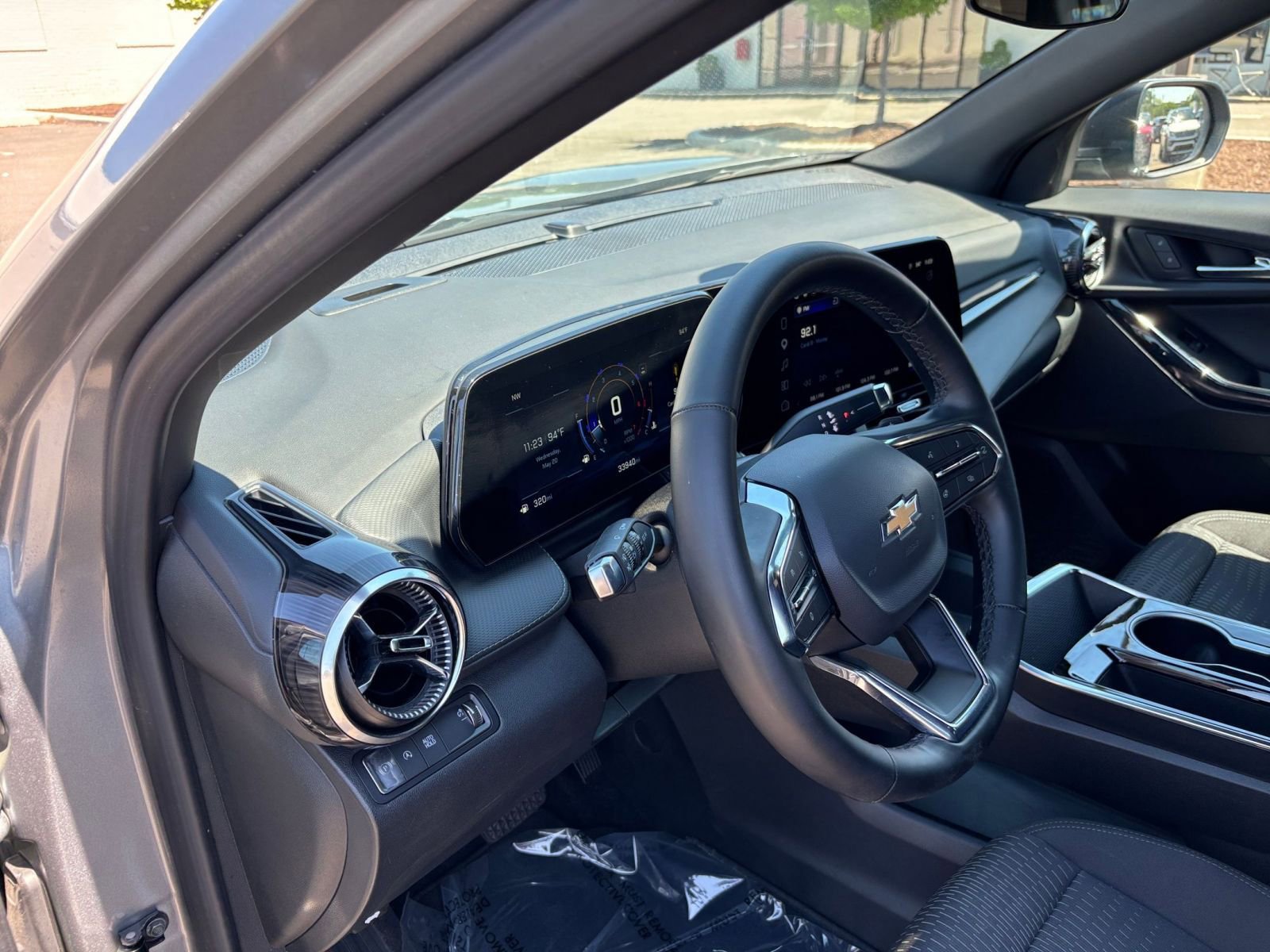 Thumbnail: 2025 Chevrolet Equinox - 35