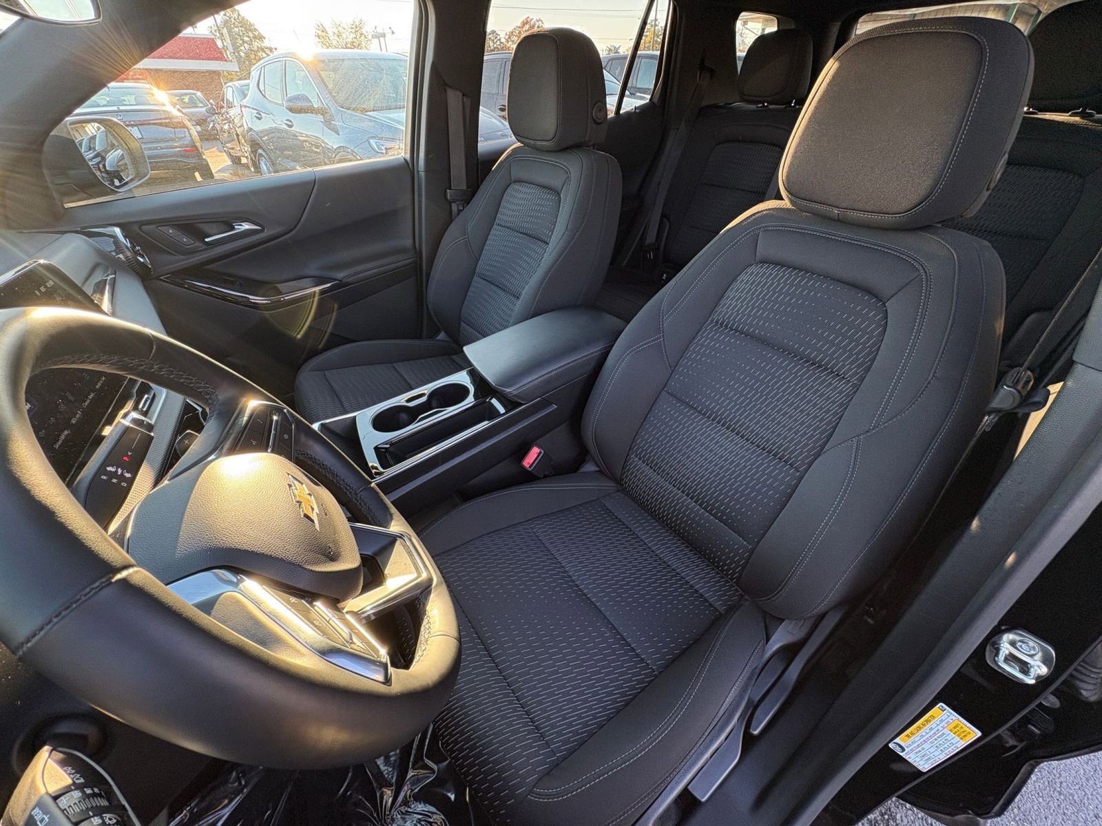 Thumbnail: 2025 Chevrolet Equinox - 35