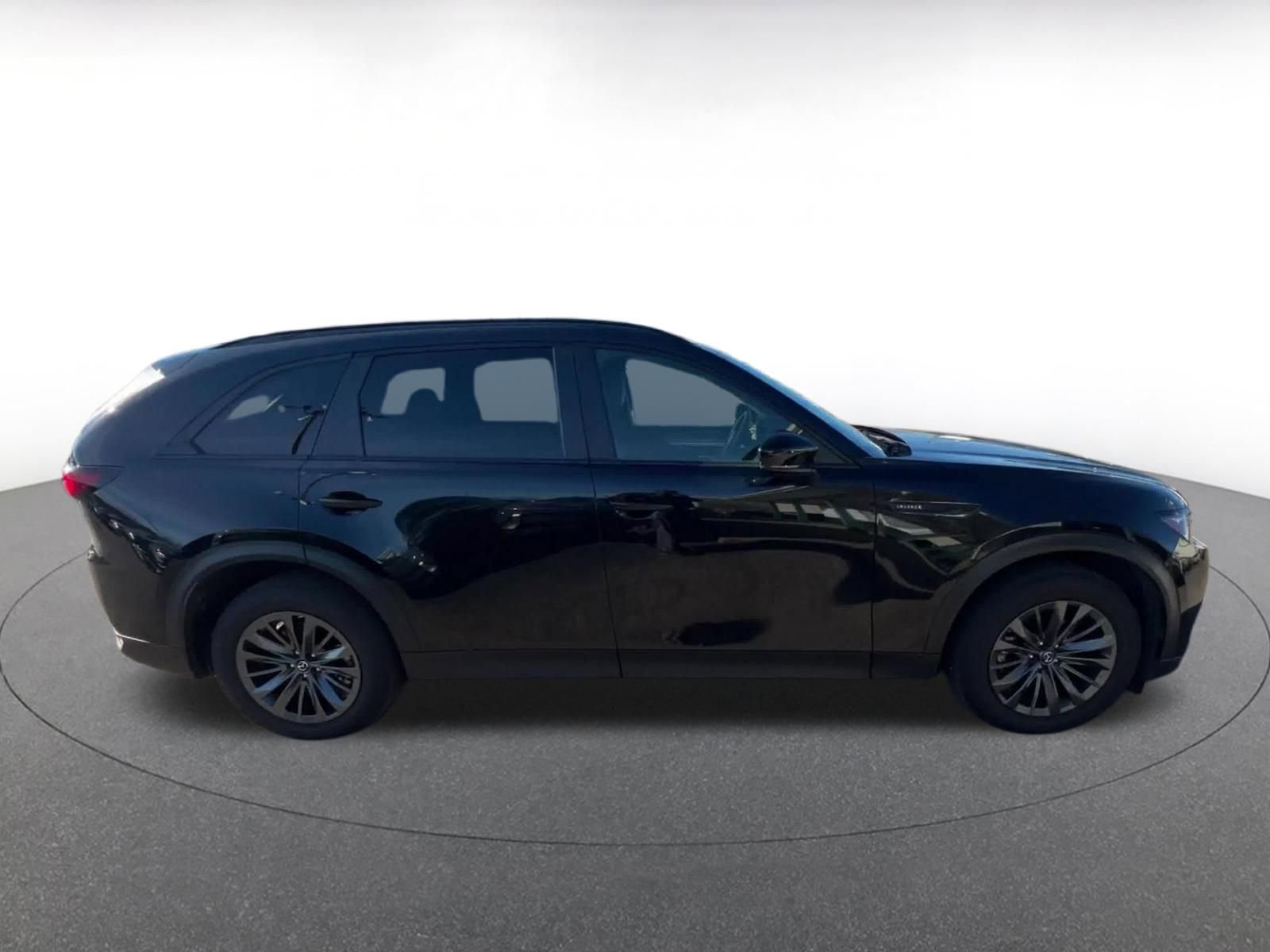 Thumbnail: 2025 Mazda CX-70 - 16