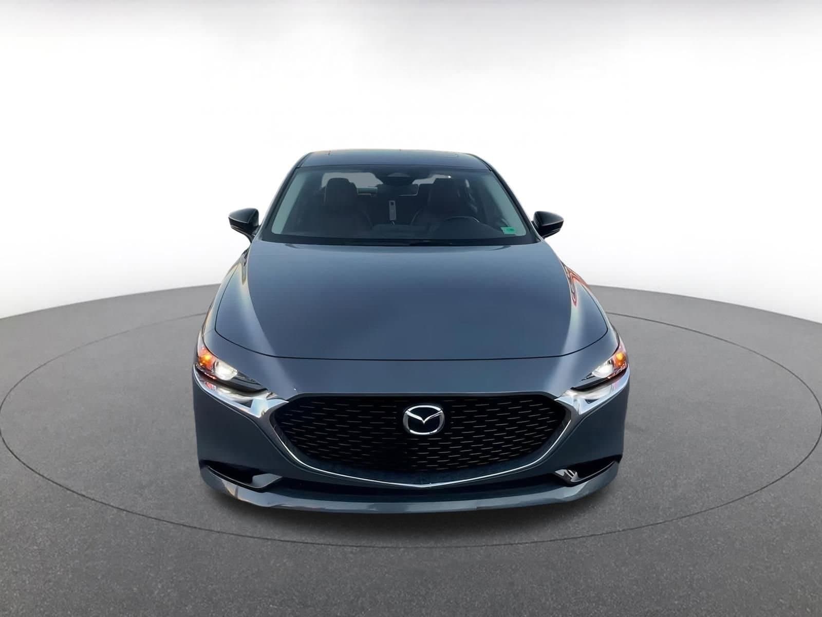 Thumbnail: 2025 Mazda Mazda3 - 4