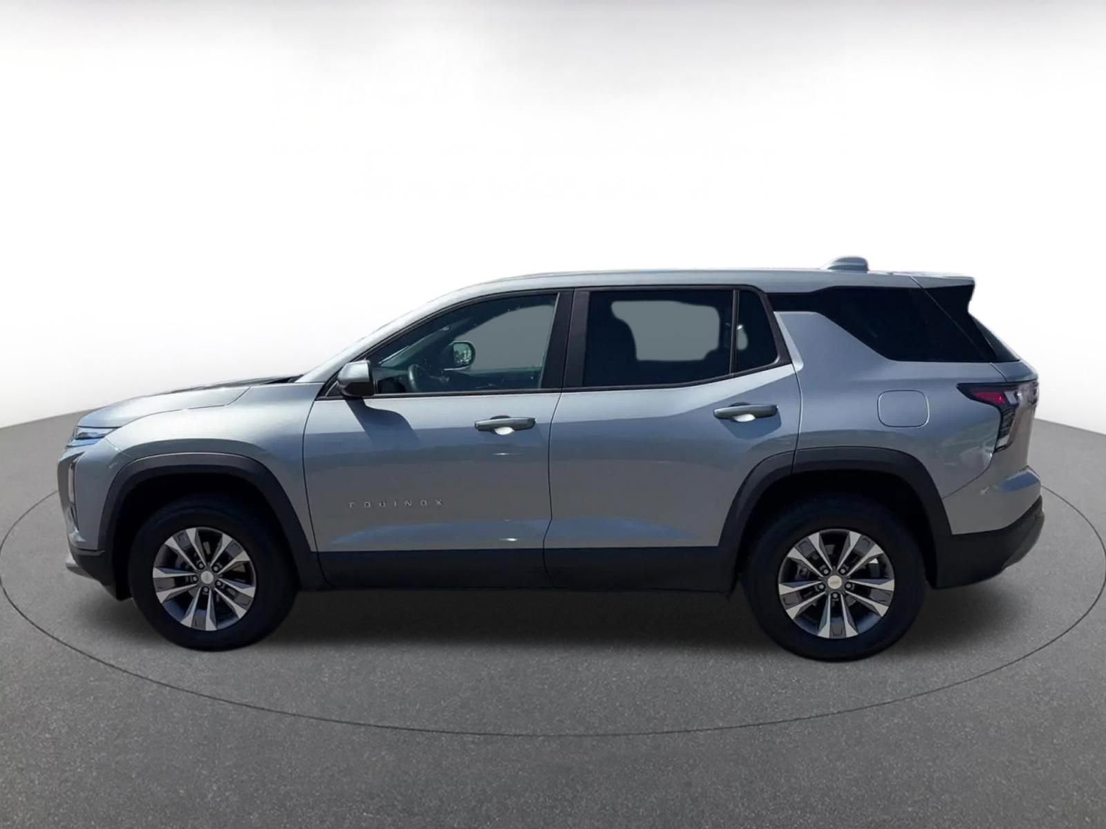 Thumbnail: 2025 Chevrolet Equinox - 9