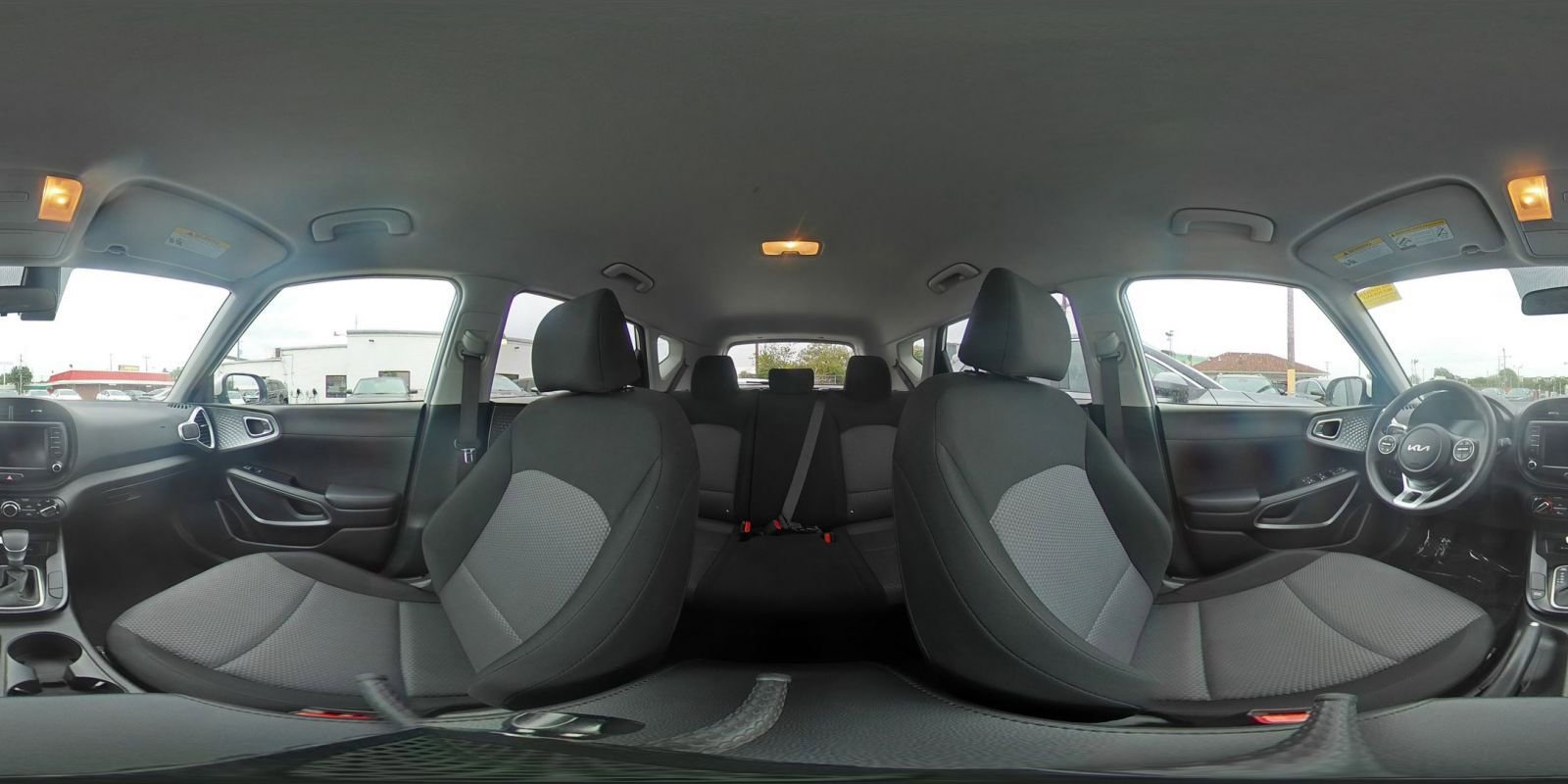 2025 Kia Soul LX - Photo 41