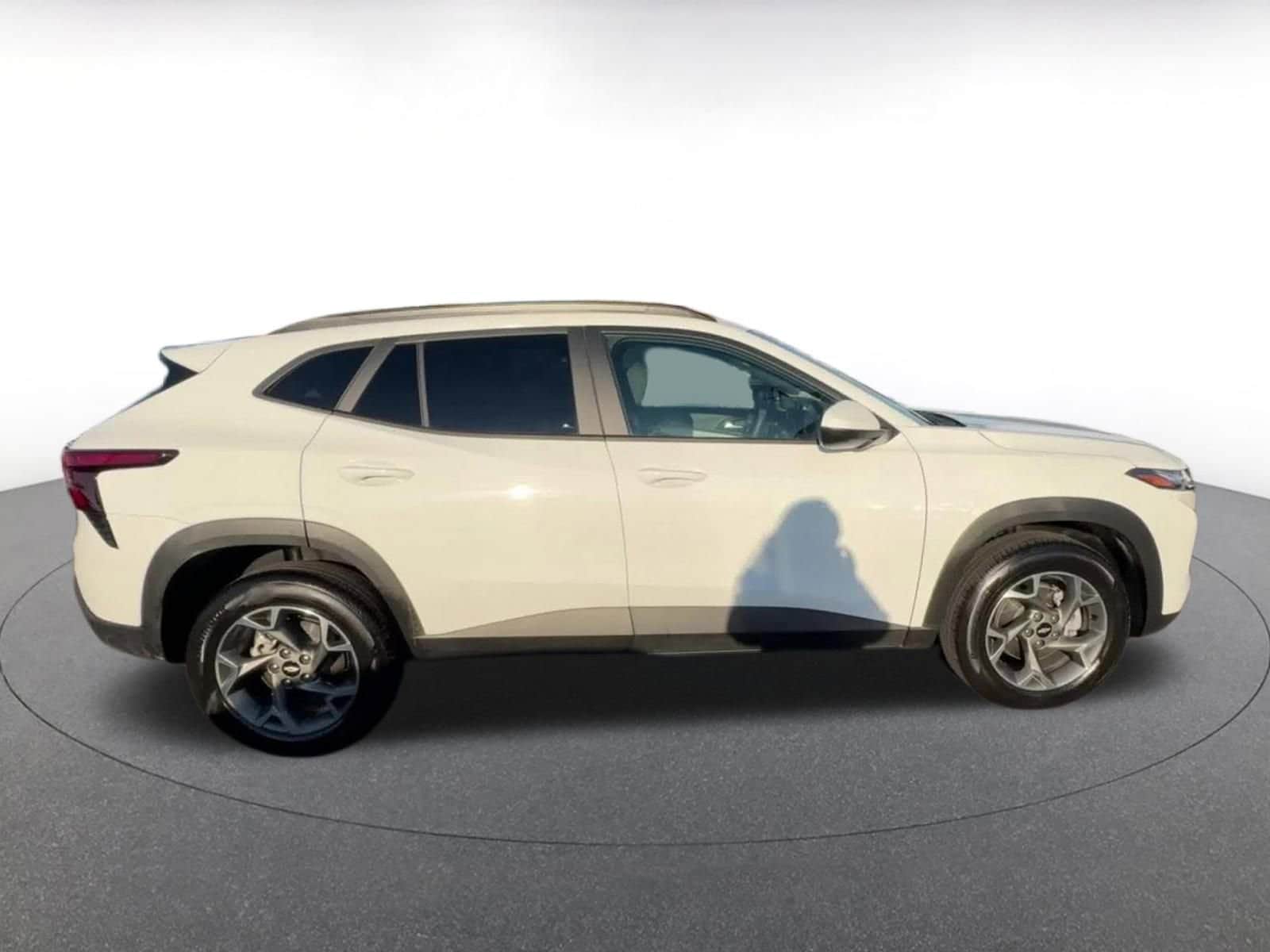 Thumbnail: 2025 Chevrolet Trax - 16