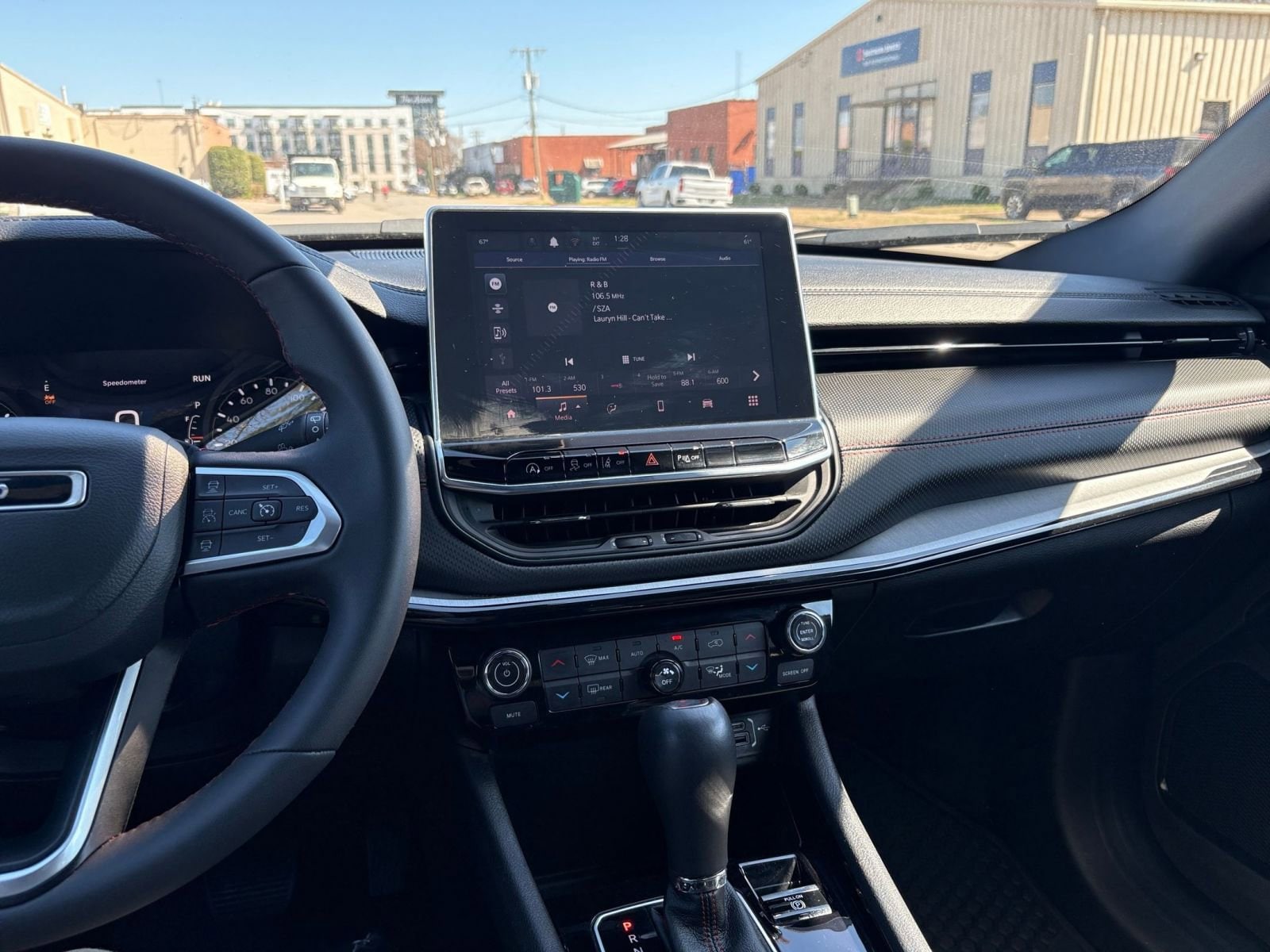 Thumbnail: 2025 Jeep Compass - 17