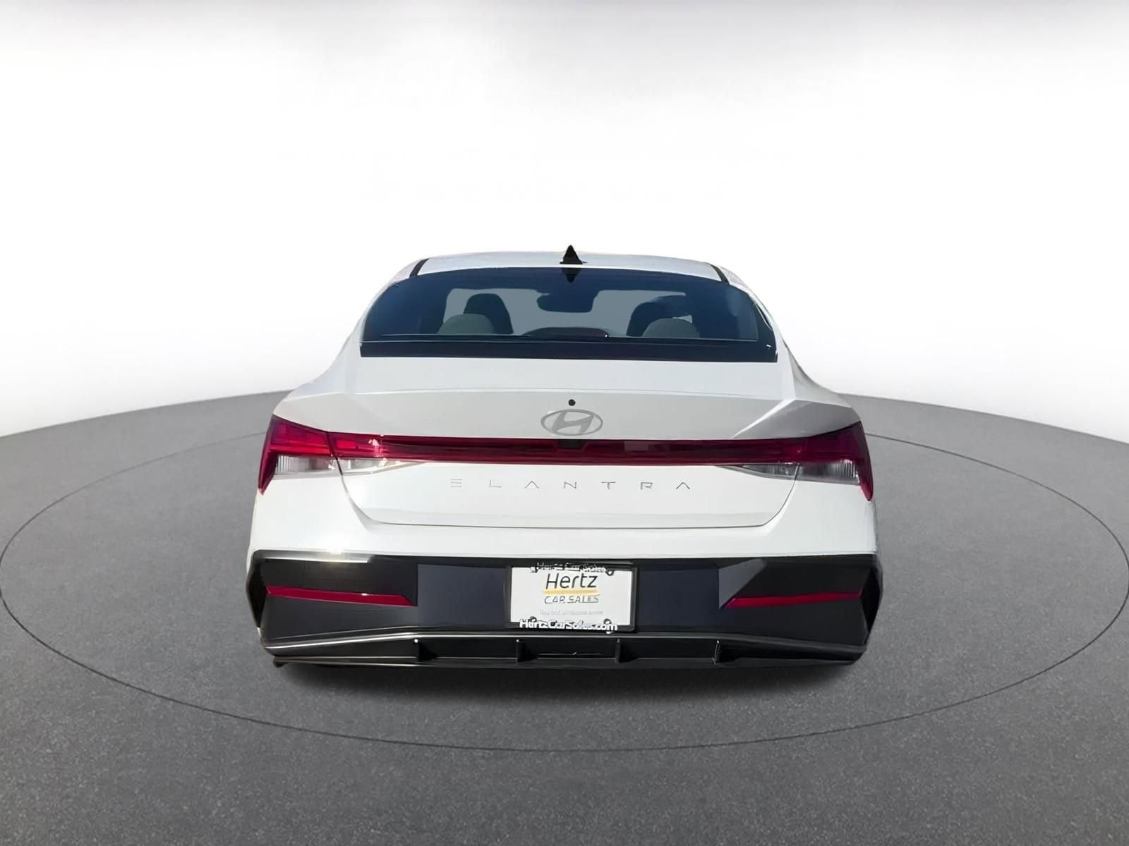 Thumbnail: 2025 Hyundai Elantra - 12