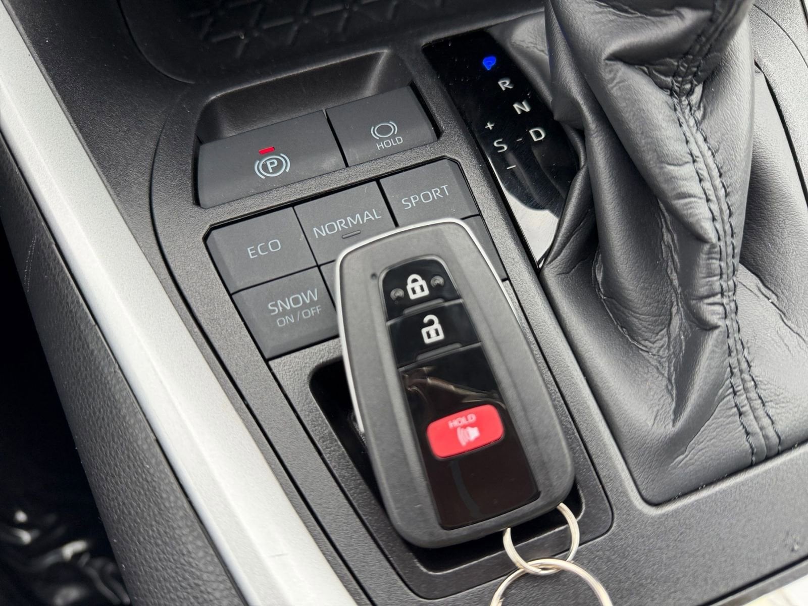 Thumbnail: 2025 Toyota RAV4 - 23