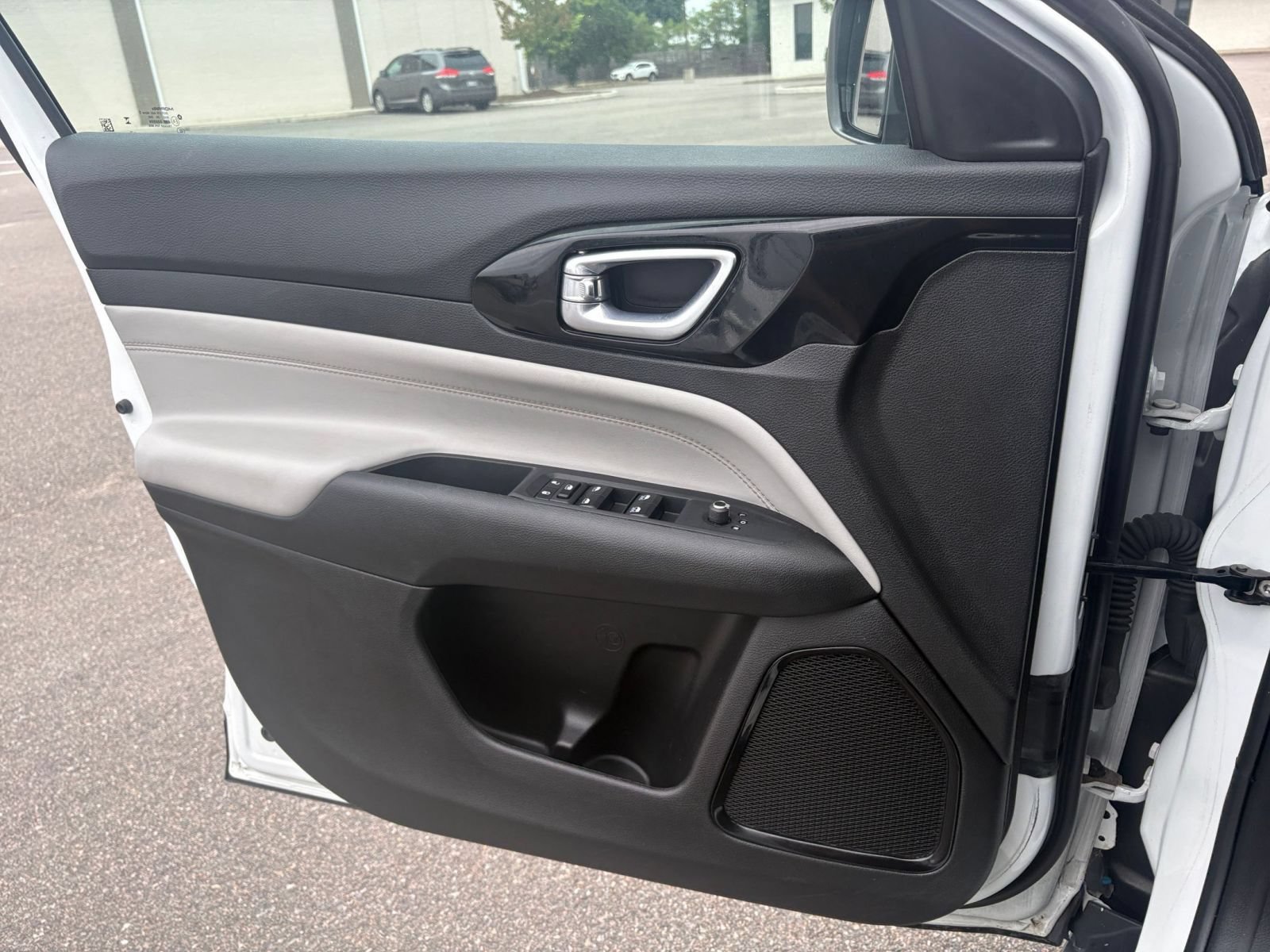 Thumbnail: 2025 Jeep Compass - 18